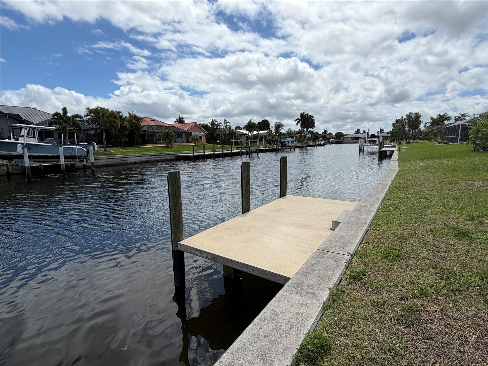 732 SANTA MARGERITA LN, PUNTA GORDA, FL, 33950