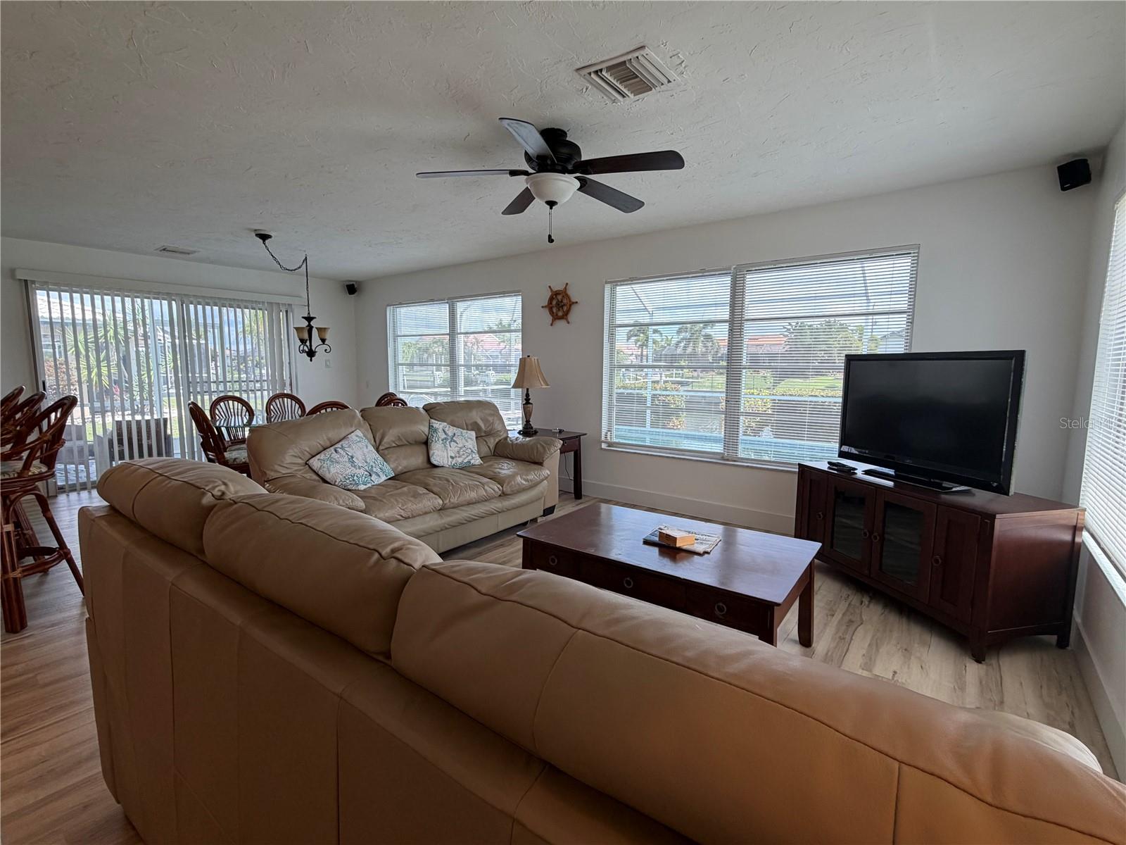 732 SANTA MARGERITA LN, PUNTA GORDA, FL, 33950