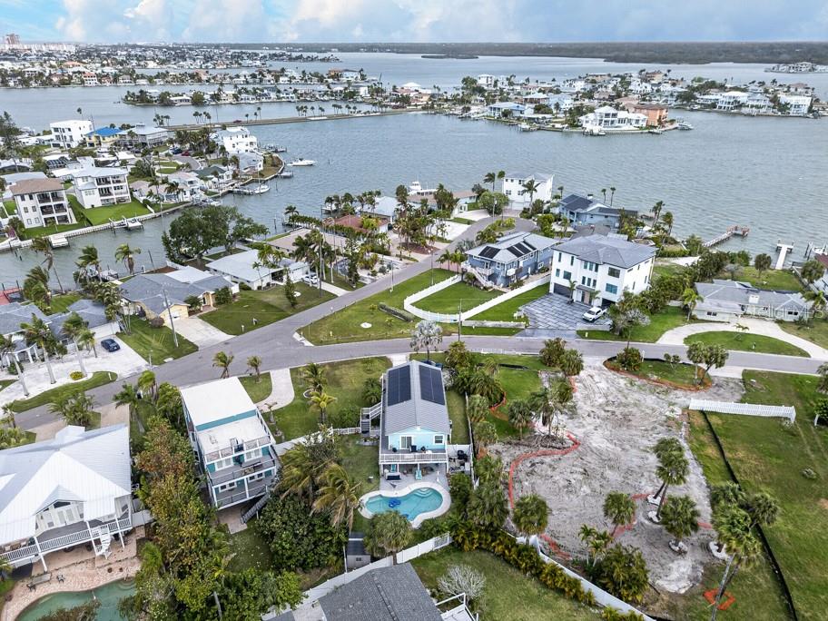 15823 REDINGTON DR, REDINGTON BEACH, FL, 33708