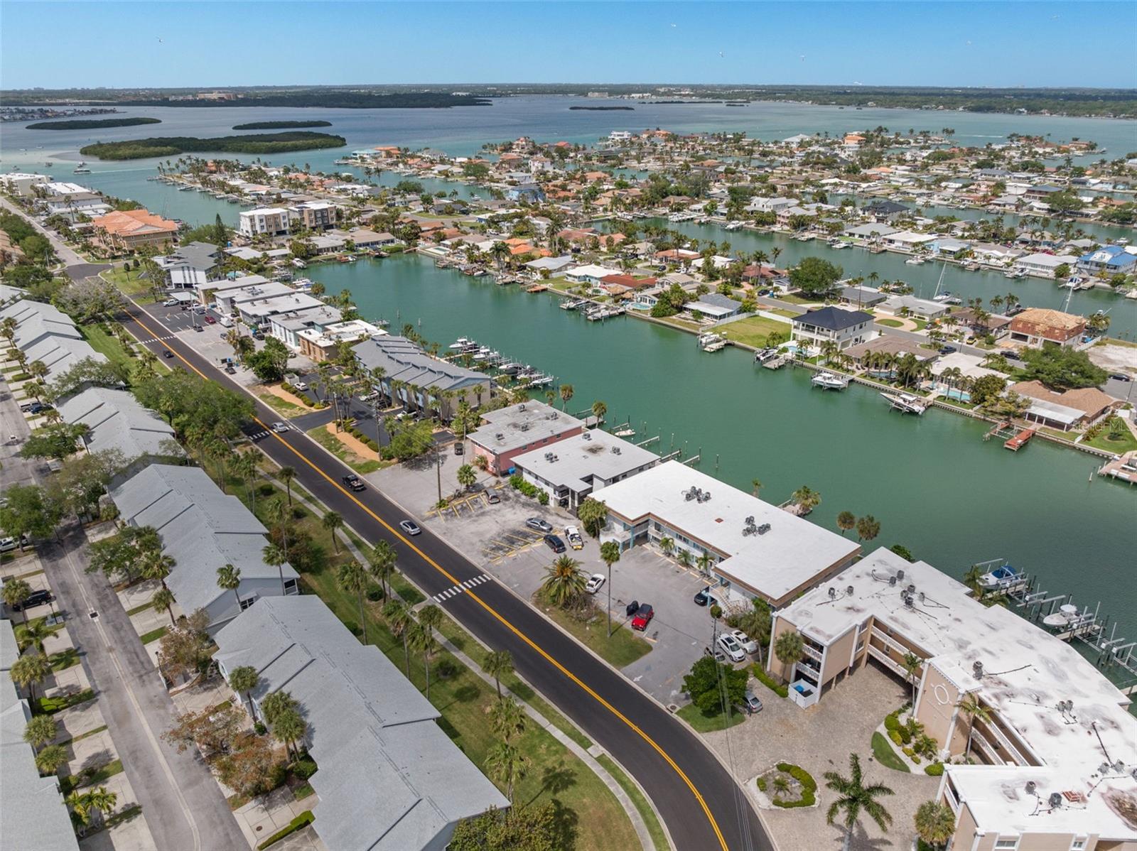 11655 3RD ST E #1, TREASURE ISLAND, FL, 33706