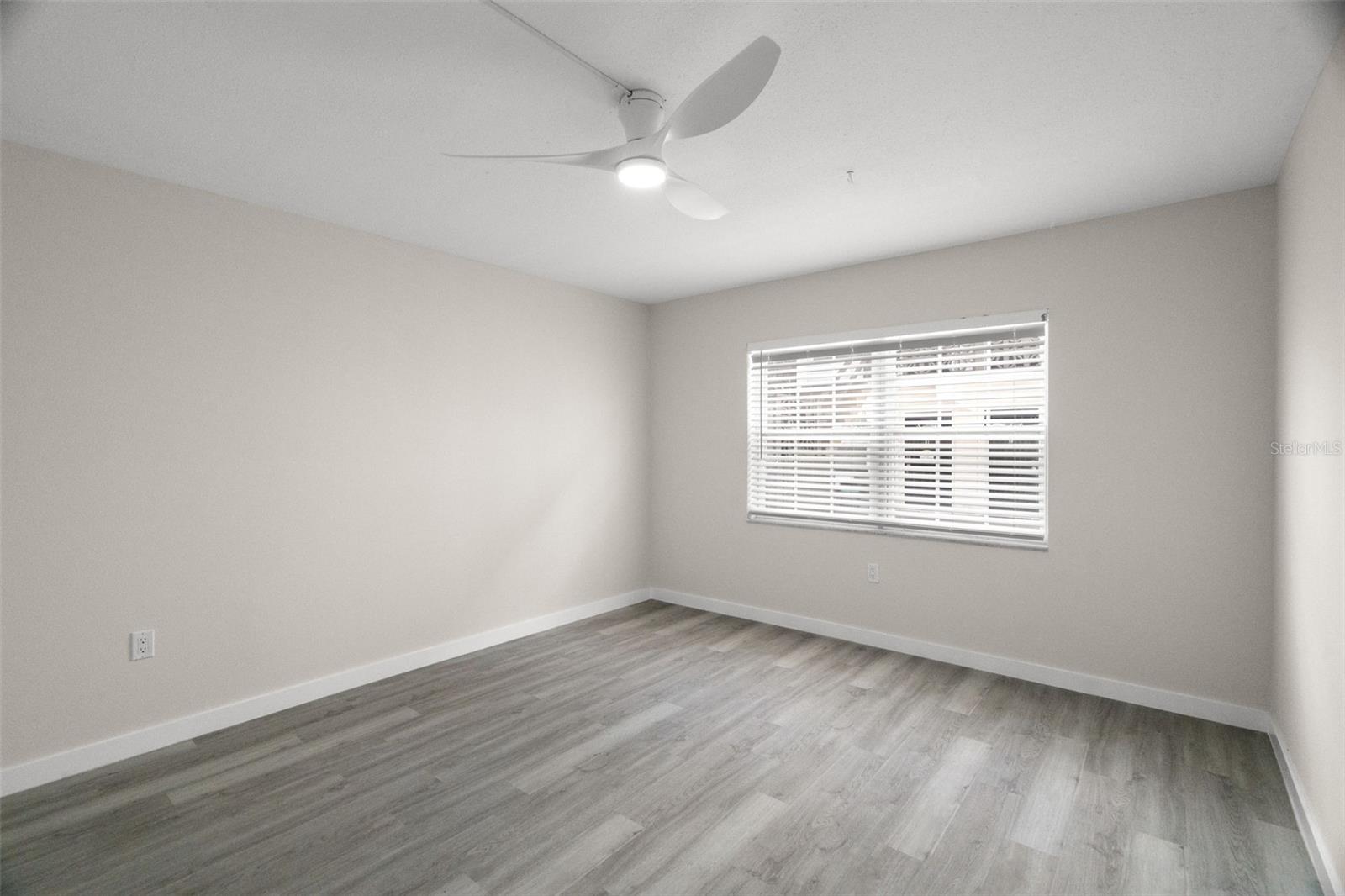 11655 3RD ST E #1, TREASURE ISLAND, FL, 33706