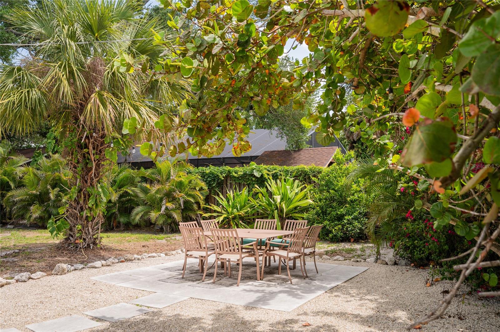 1133 MONTEZUMA DR, BRADENTON, FL, 34209