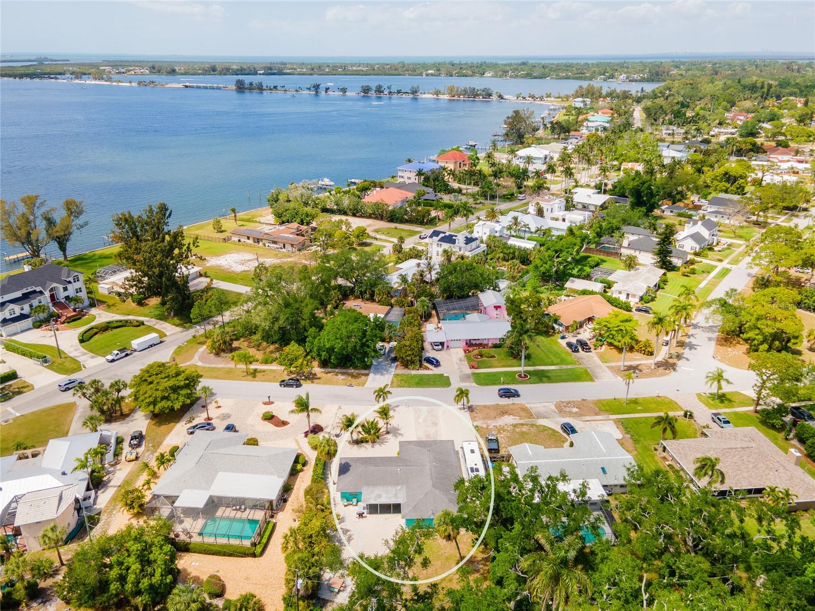 1133 MONTEZUMA DR, BRADENTON, FL, 34209