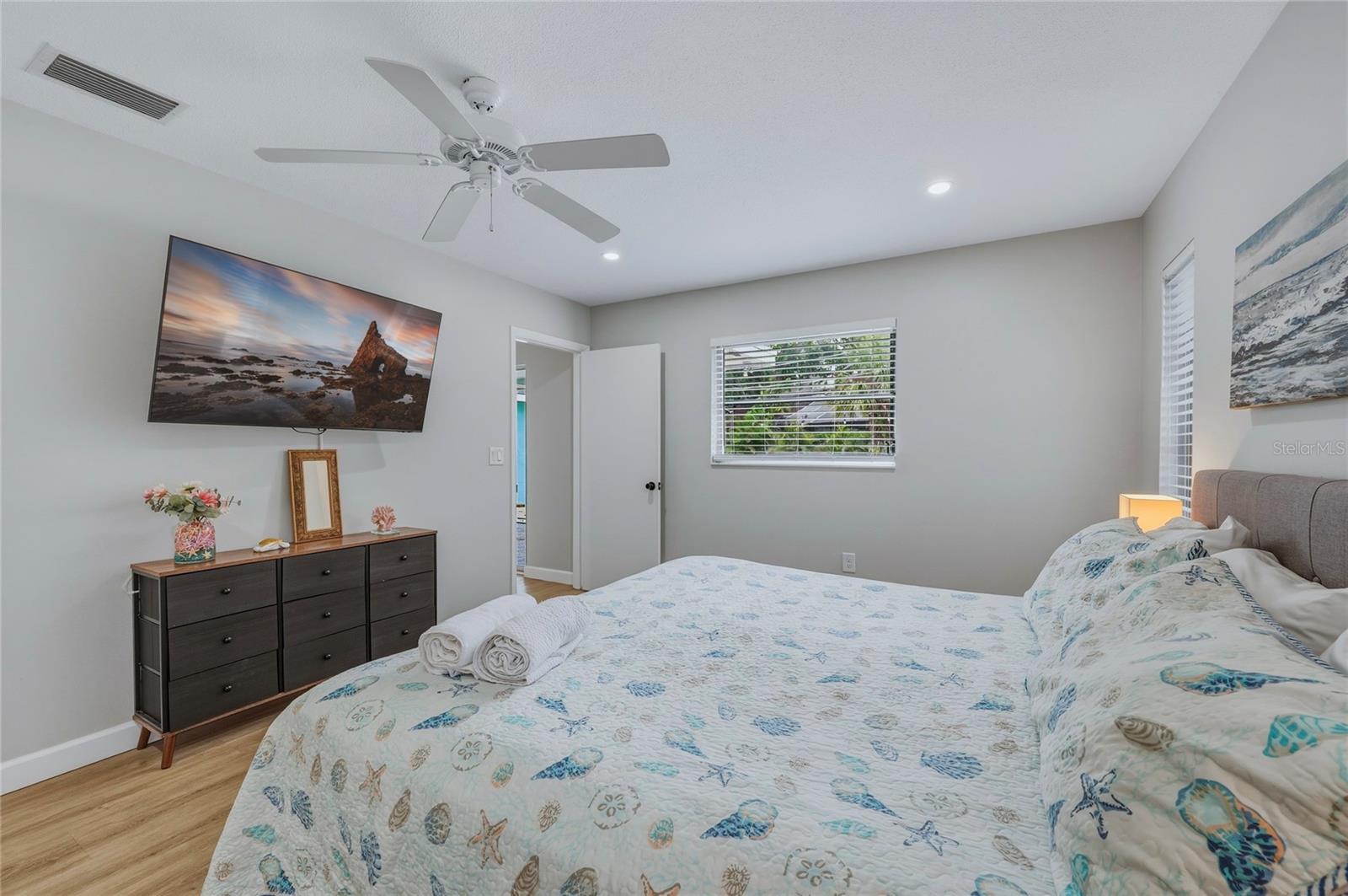 1133 MONTEZUMA DR, BRADENTON, FL, 34209