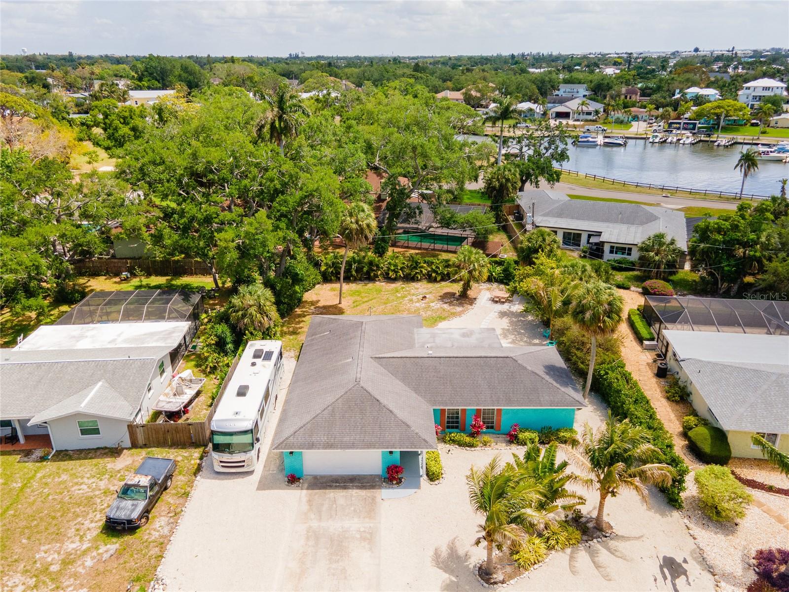 1133 MONTEZUMA DR, BRADENTON, FL, 34209