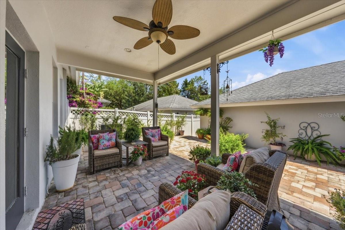 9606 ROYCE DR, TAMPA, FL, 33626