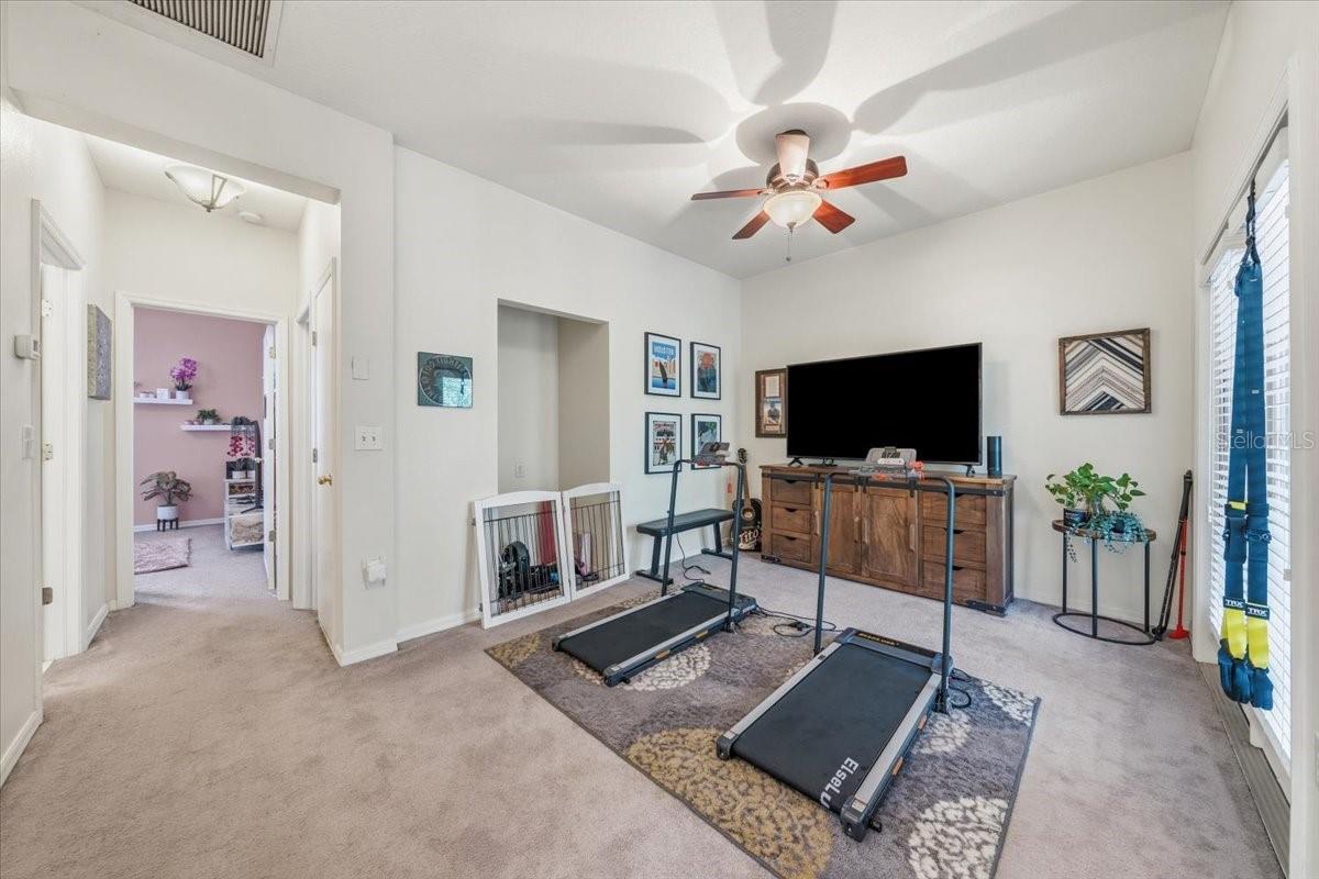9606 ROYCE DR, TAMPA, FL, 33626
