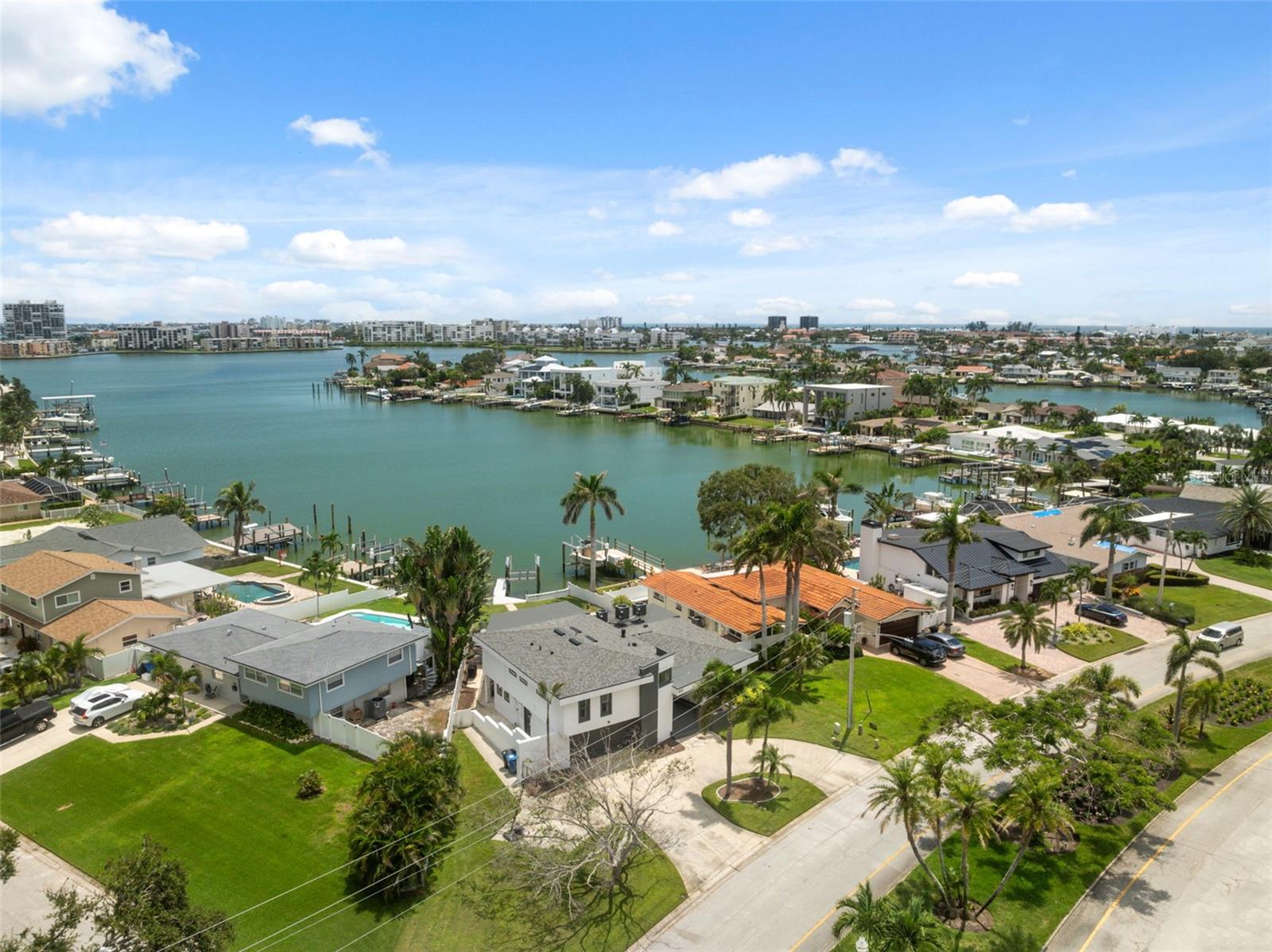 900 79TH ST S, ST PETERSBURG, FL, 33707