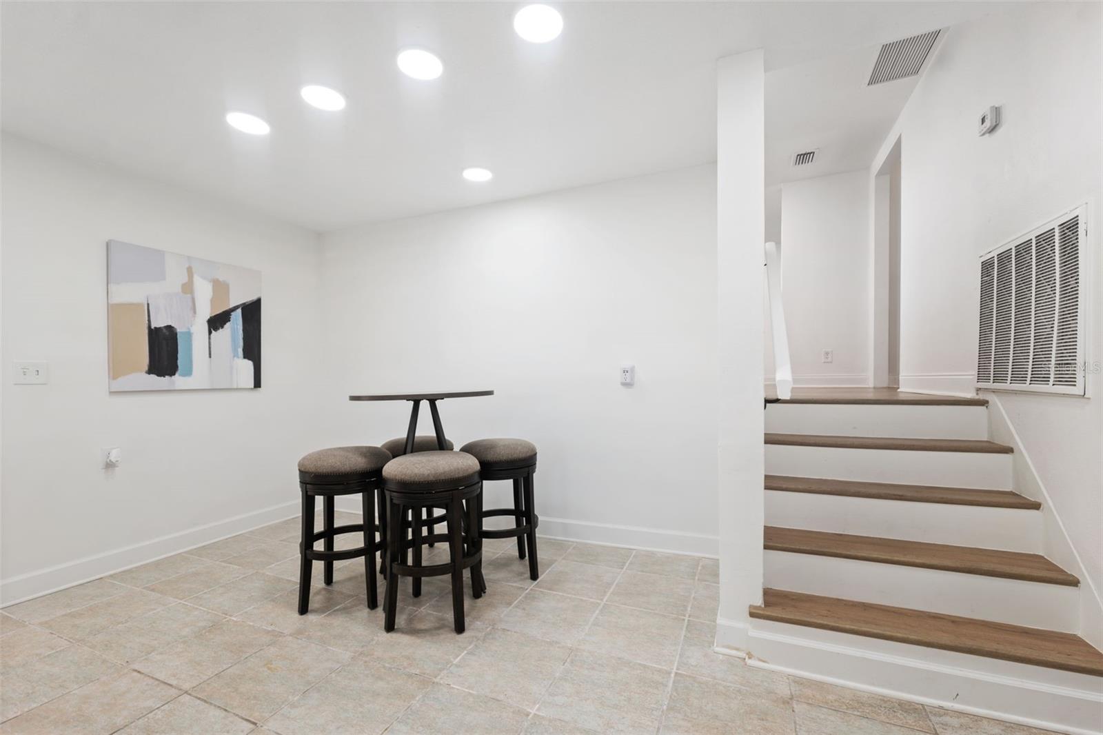 900 79TH ST S, ST PETERSBURG, FL, 33707