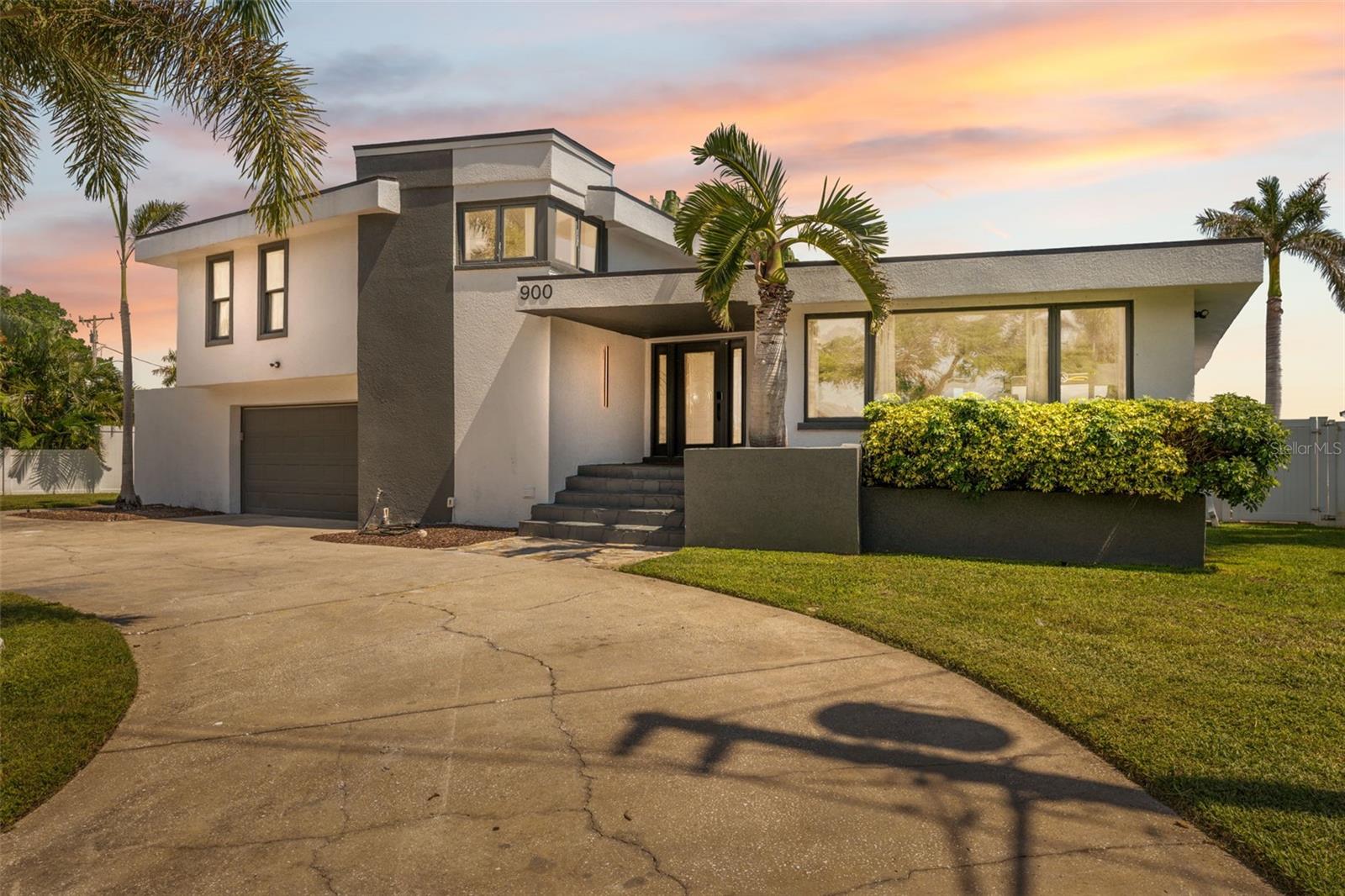 900 79TH ST S, ST PETERSBURG, FL, 33707