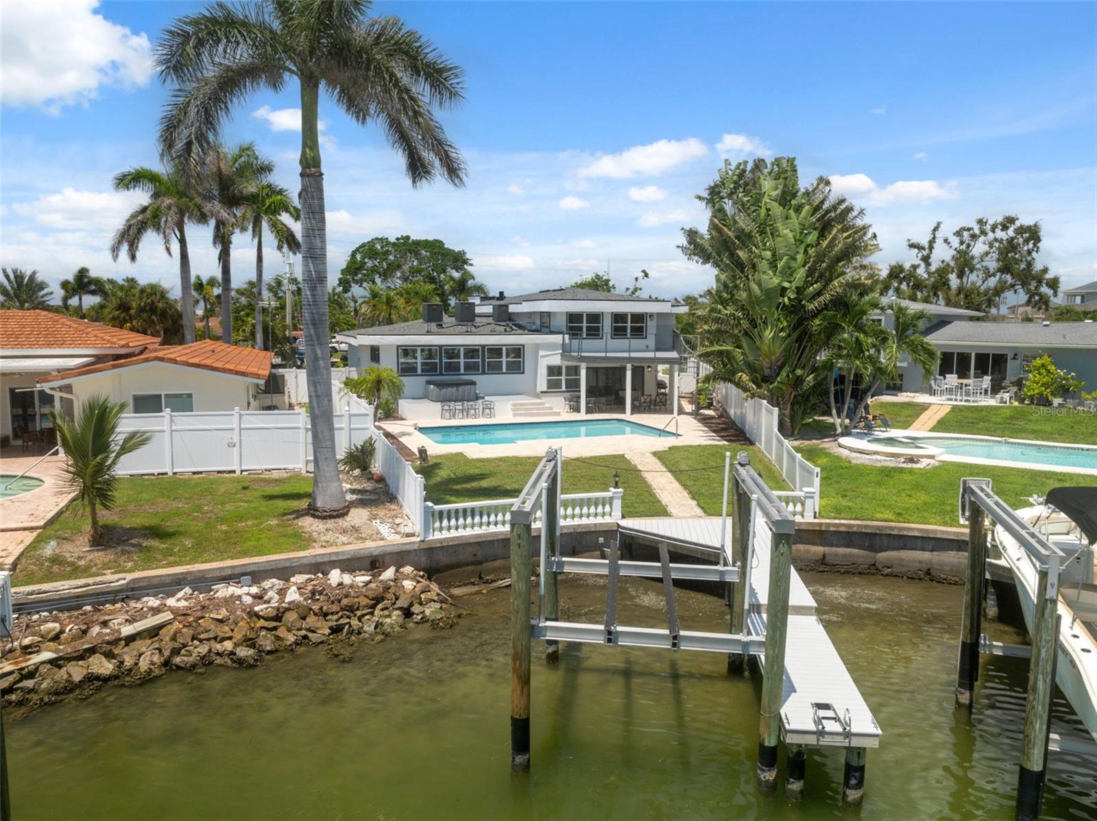 900 79TH ST S, ST PETERSBURG, FL, 33707