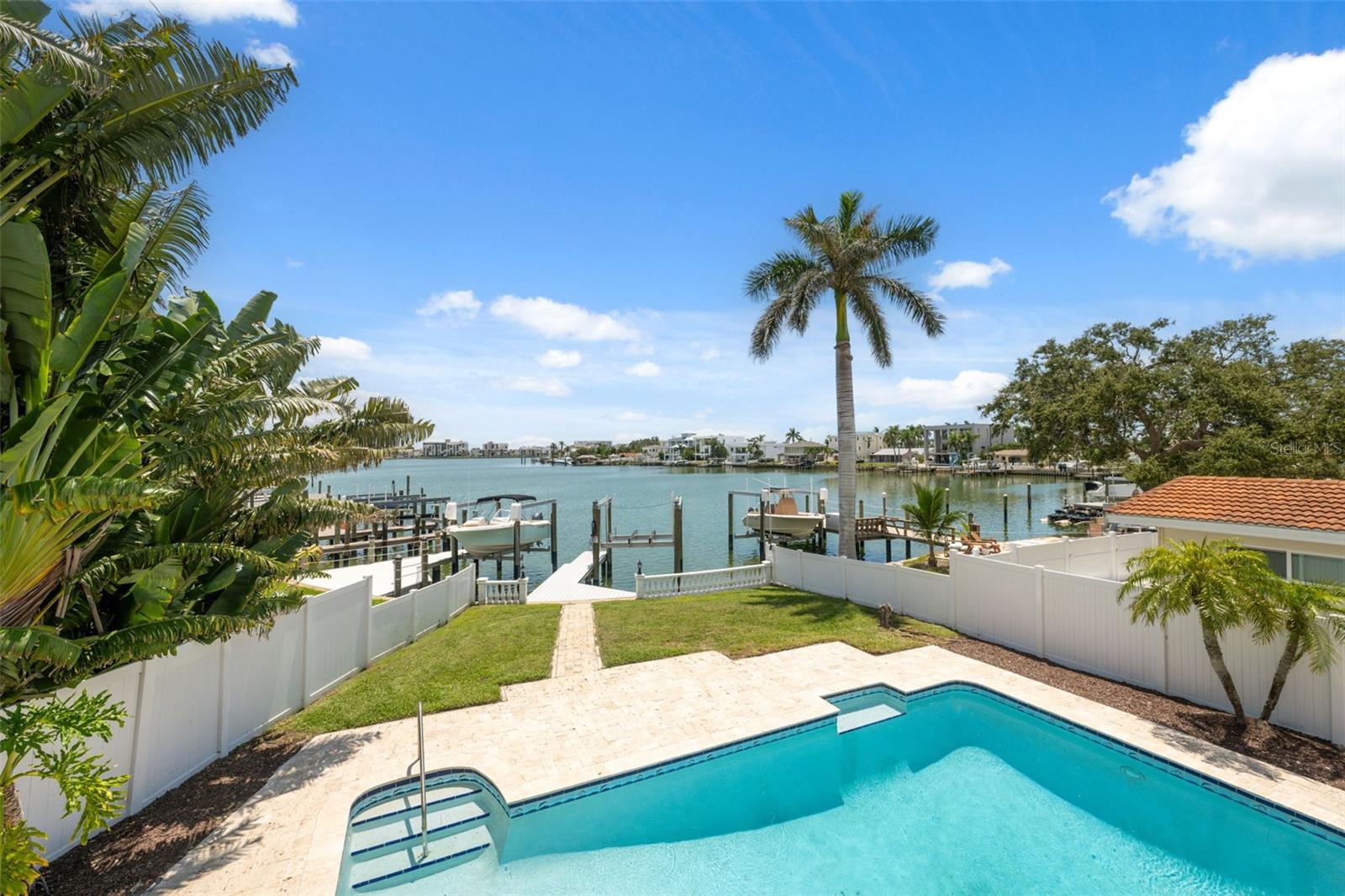 900 79TH ST S, ST PETERSBURG, FL, 33707