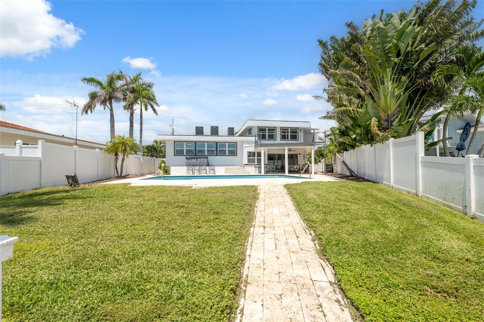 900 79TH ST S, ST PETERSBURG, FL, 33707