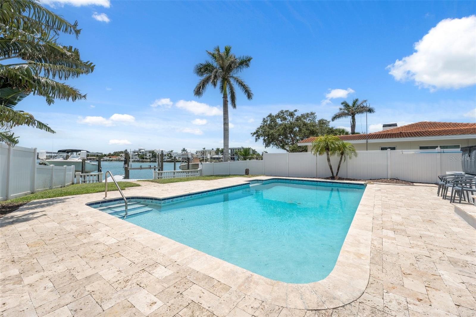 900 79TH ST S, ST PETERSBURG, FL, 33707