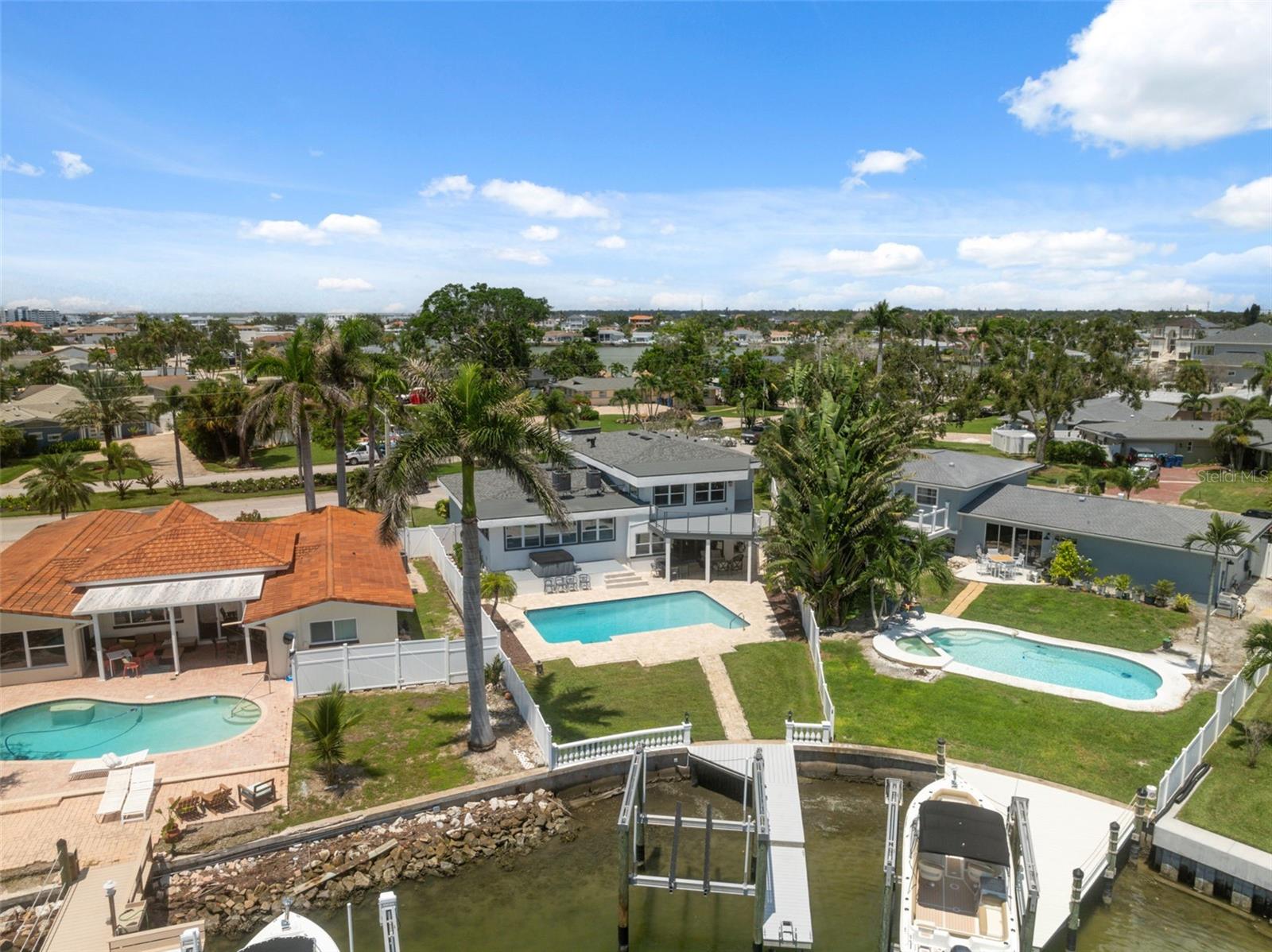 900 79TH ST S, ST PETERSBURG, FL, 33707