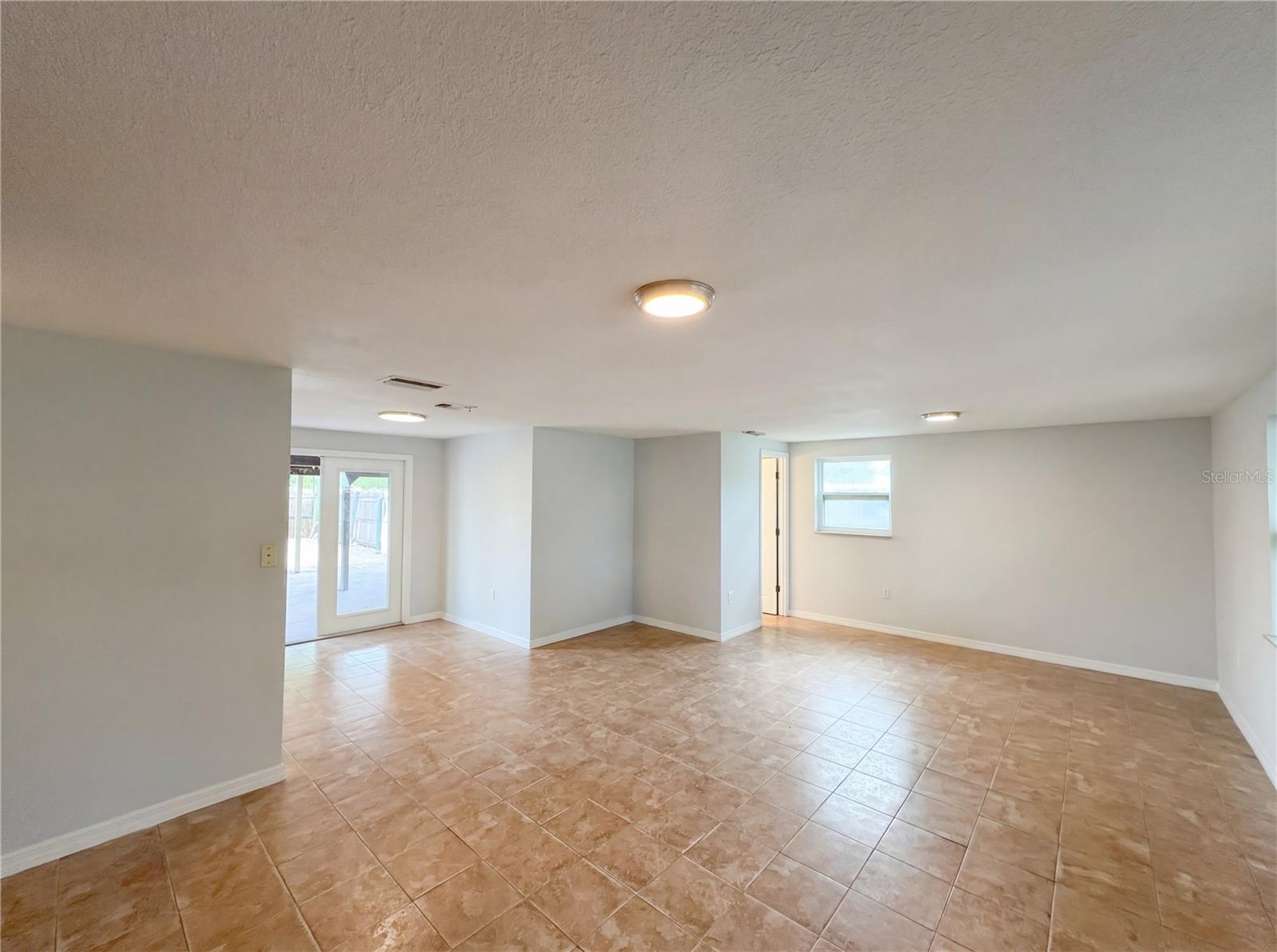 2126 SMITHFIELD CIR S, LAKELAND, FL, 33801
