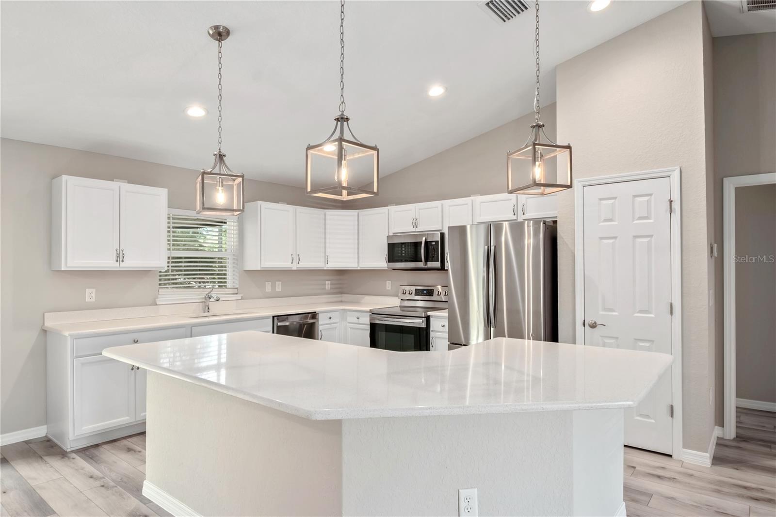 7052 SW 179TH COURT RD, DUNNELLON, FL, 34432