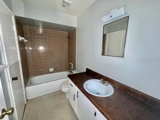 100 LERMA CT, KISSIMMEE, FL, 34743