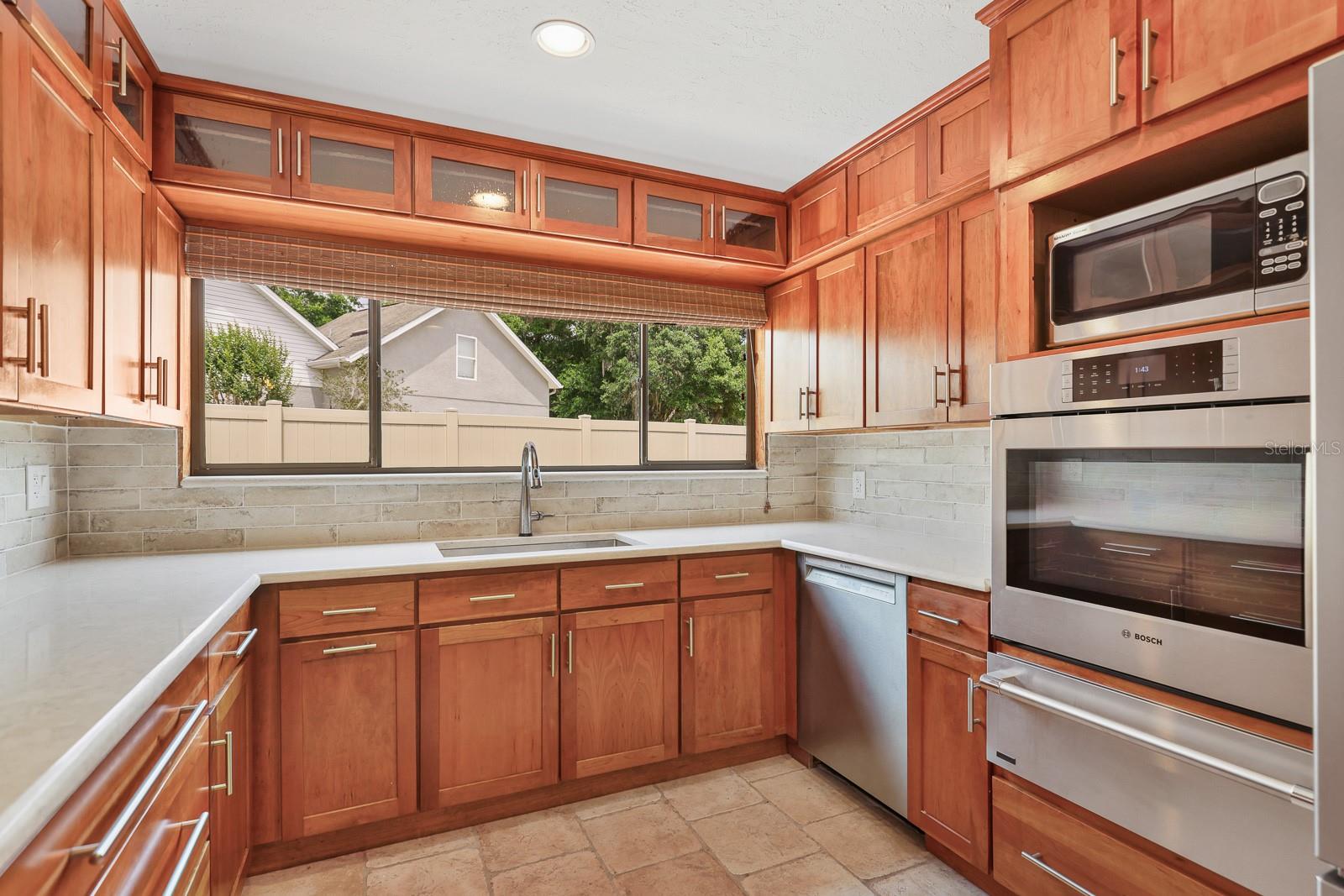 2925 CHELSEA WOODS DR, VALRICO, FL, 33596