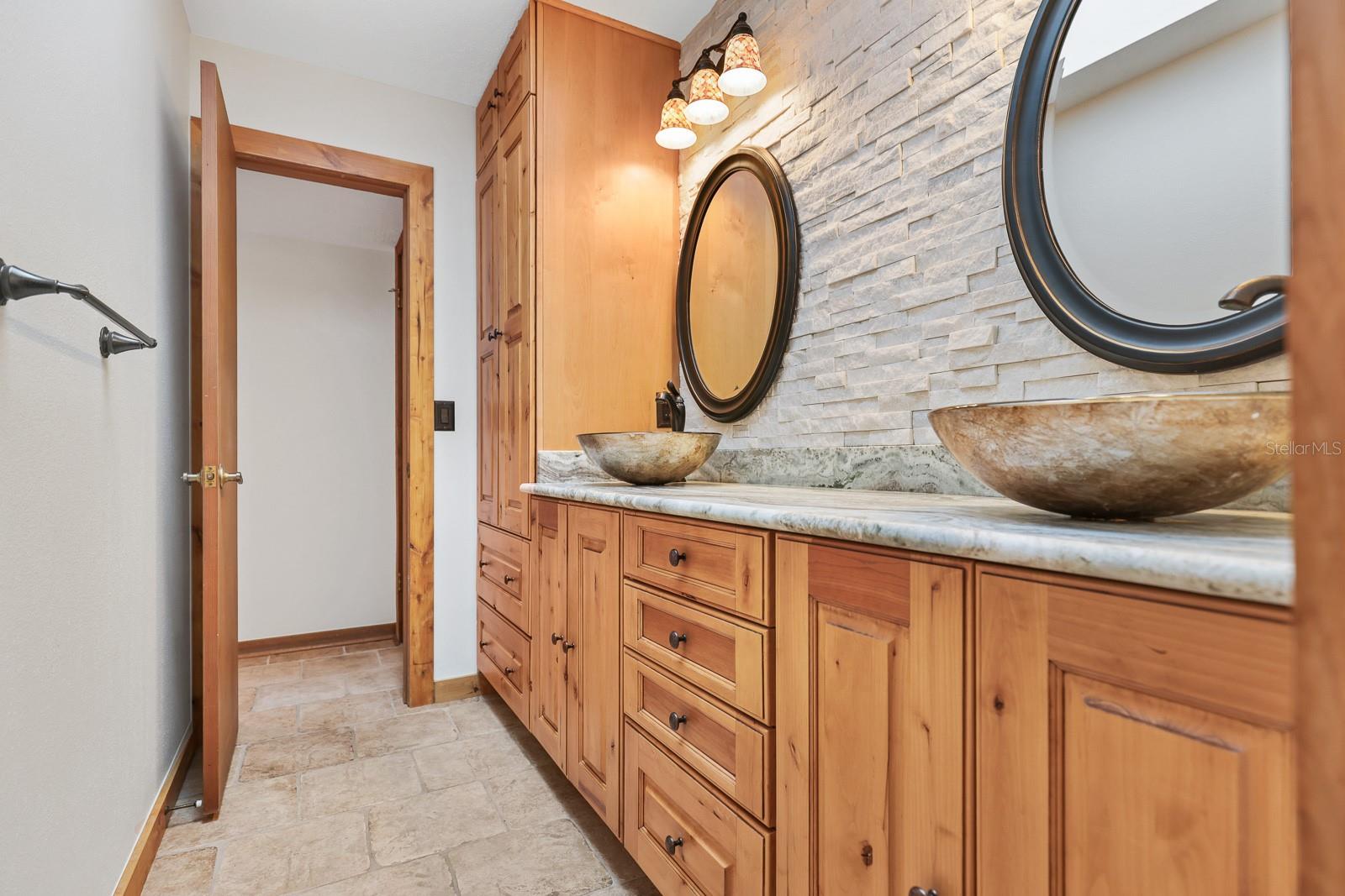 2925 CHELSEA WOODS DR, VALRICO, FL, 33596