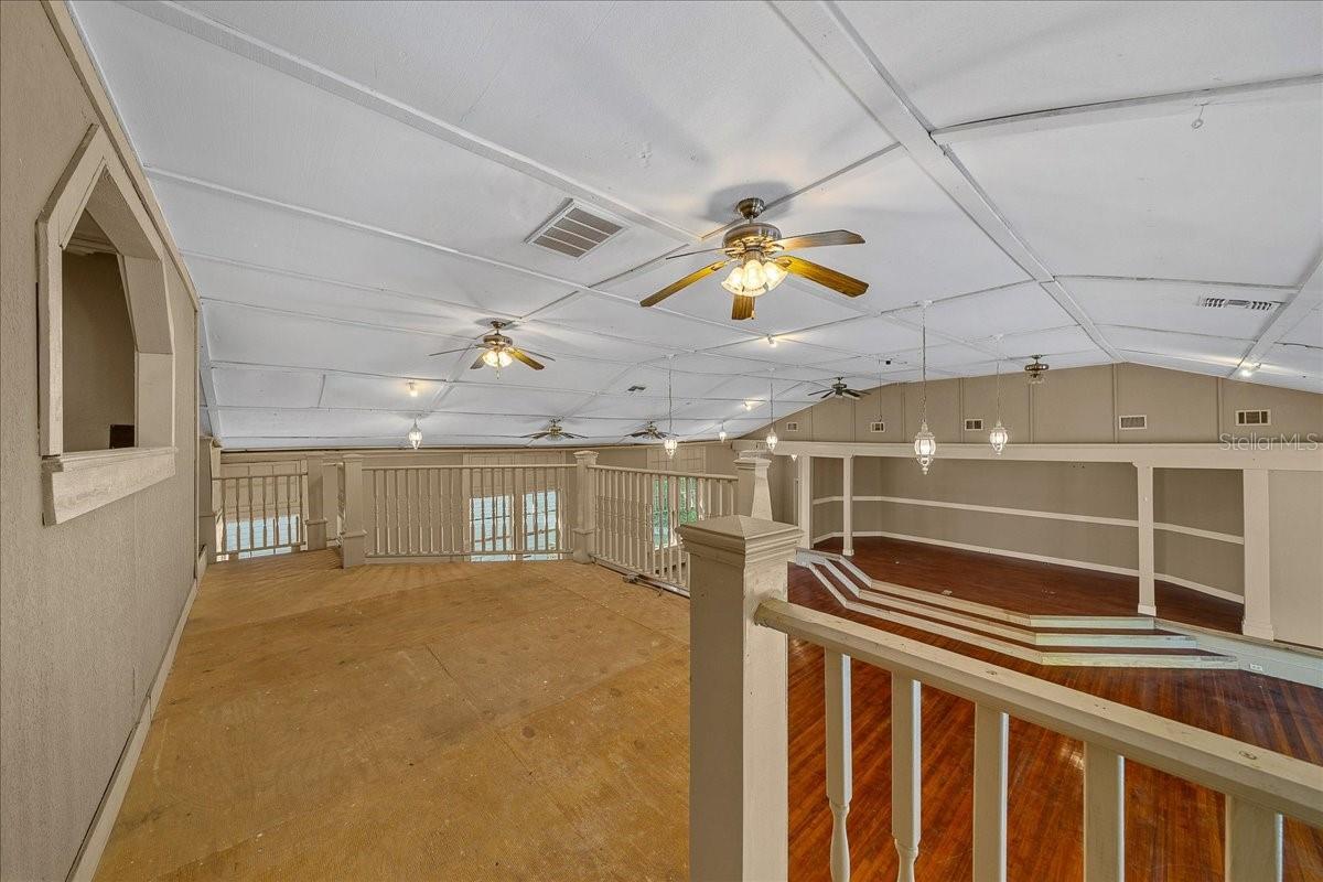118 NE TUSCAWILLA AVE, OCALA, FL, 34470