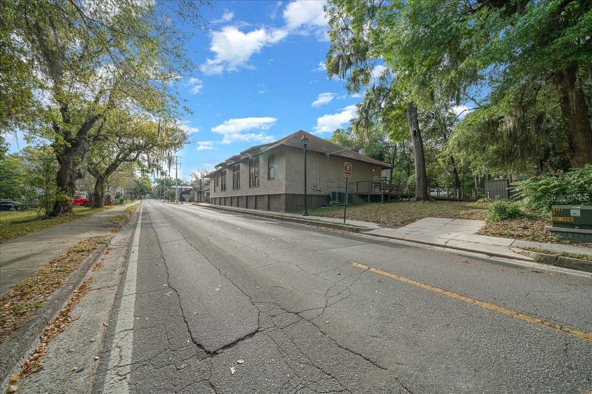 118 NE TUSCAWILLA AVE, OCALA, FL, 34470
