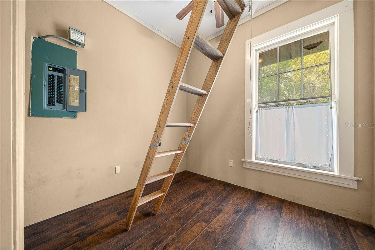 118 NE TUSCAWILLA AVE, OCALA, FL, 34470