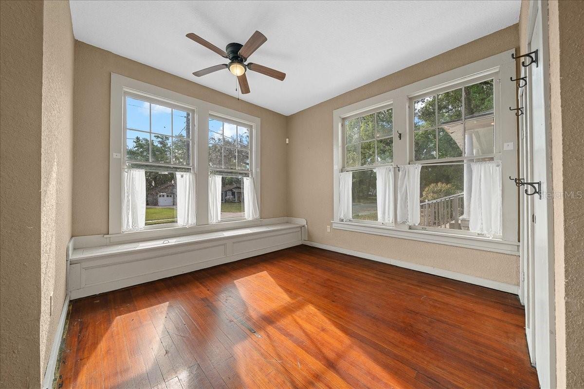 118 NE TUSCAWILLA AVE, OCALA, FL, 34470