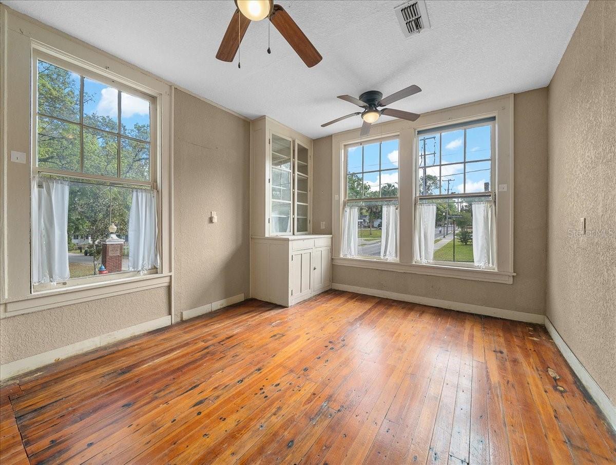118 NE TUSCAWILLA AVE, OCALA, FL, 34470