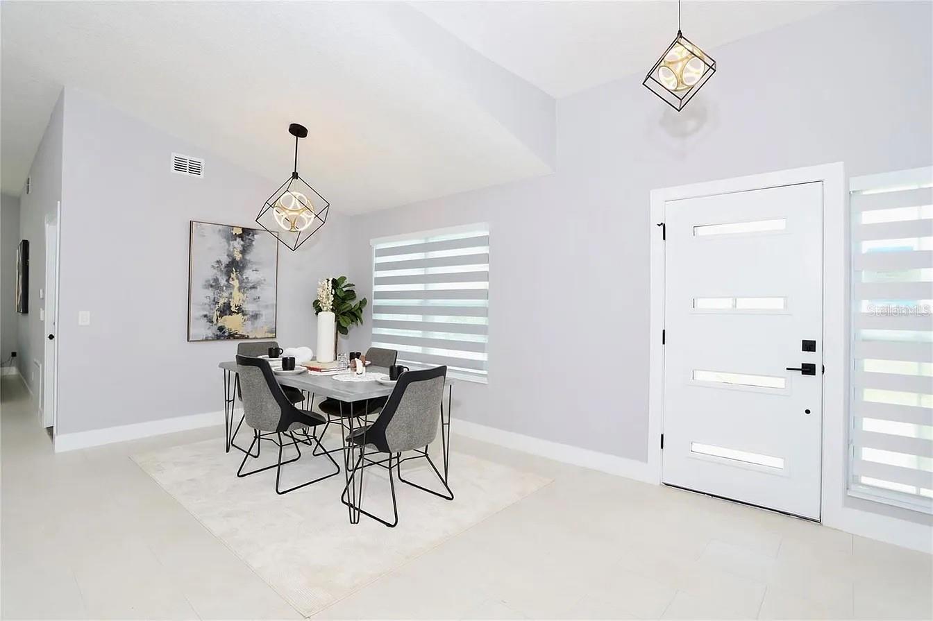 2913 EAGLE LAKE DR, ORLANDO, FL, 32837