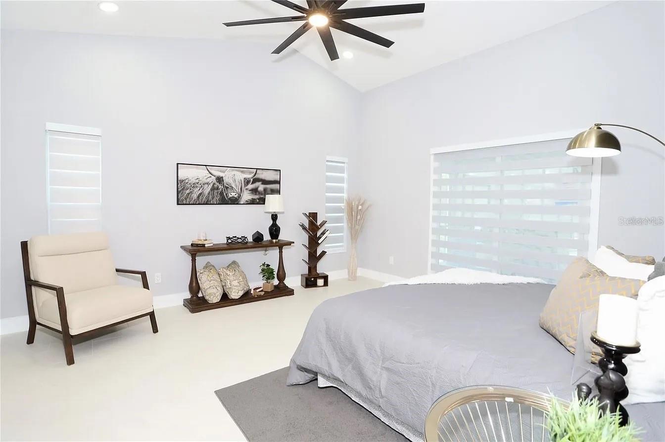 2913 EAGLE LAKE DR, ORLANDO, FL, 32837