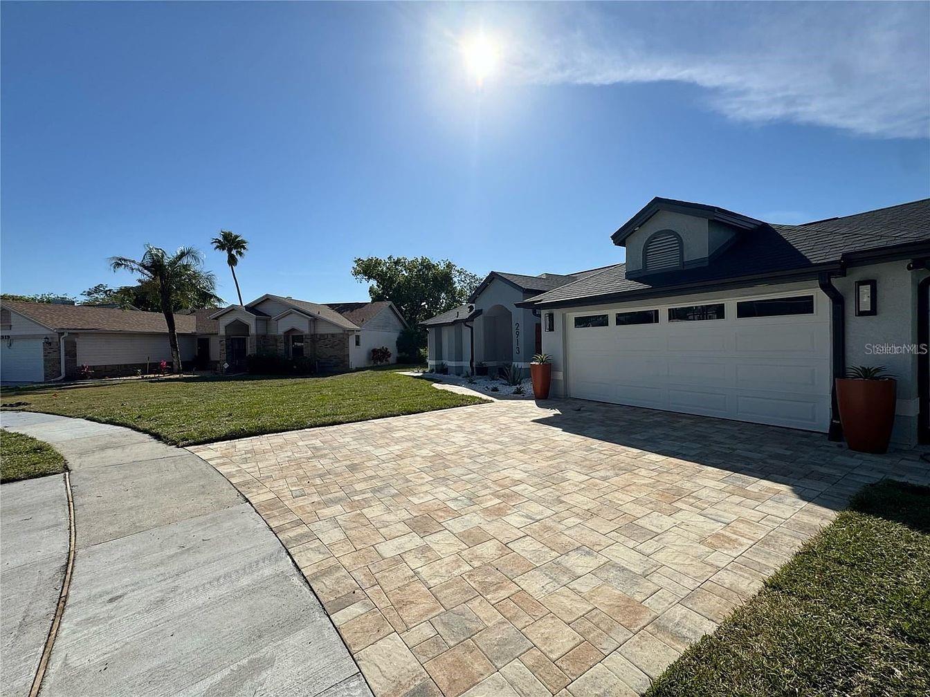 2913 EAGLE LAKE DR, ORLANDO, FL, 32837