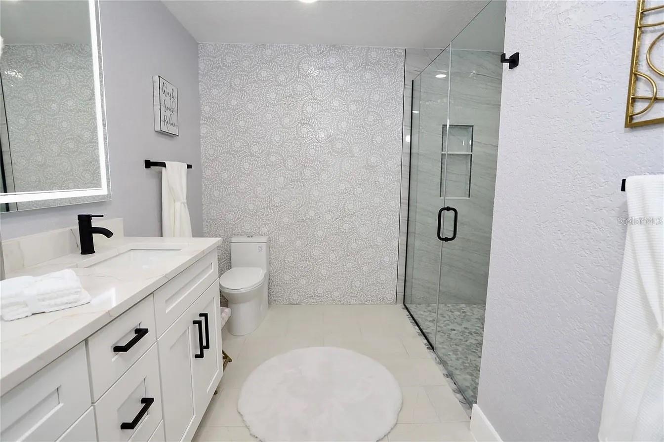 2913 EAGLE LAKE DR, ORLANDO, FL, 32837