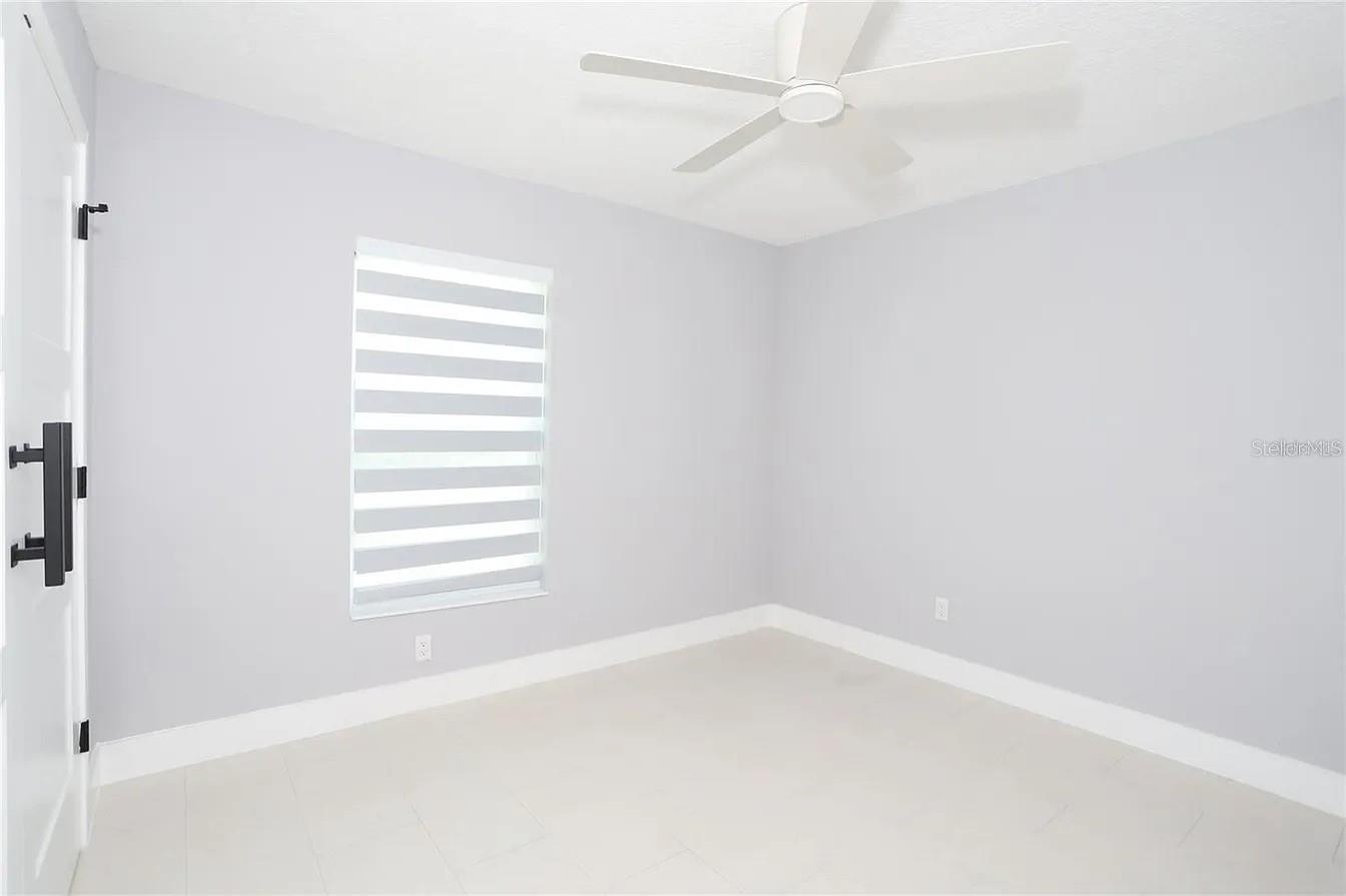 2913 EAGLE LAKE DR, ORLANDO, FL, 32837