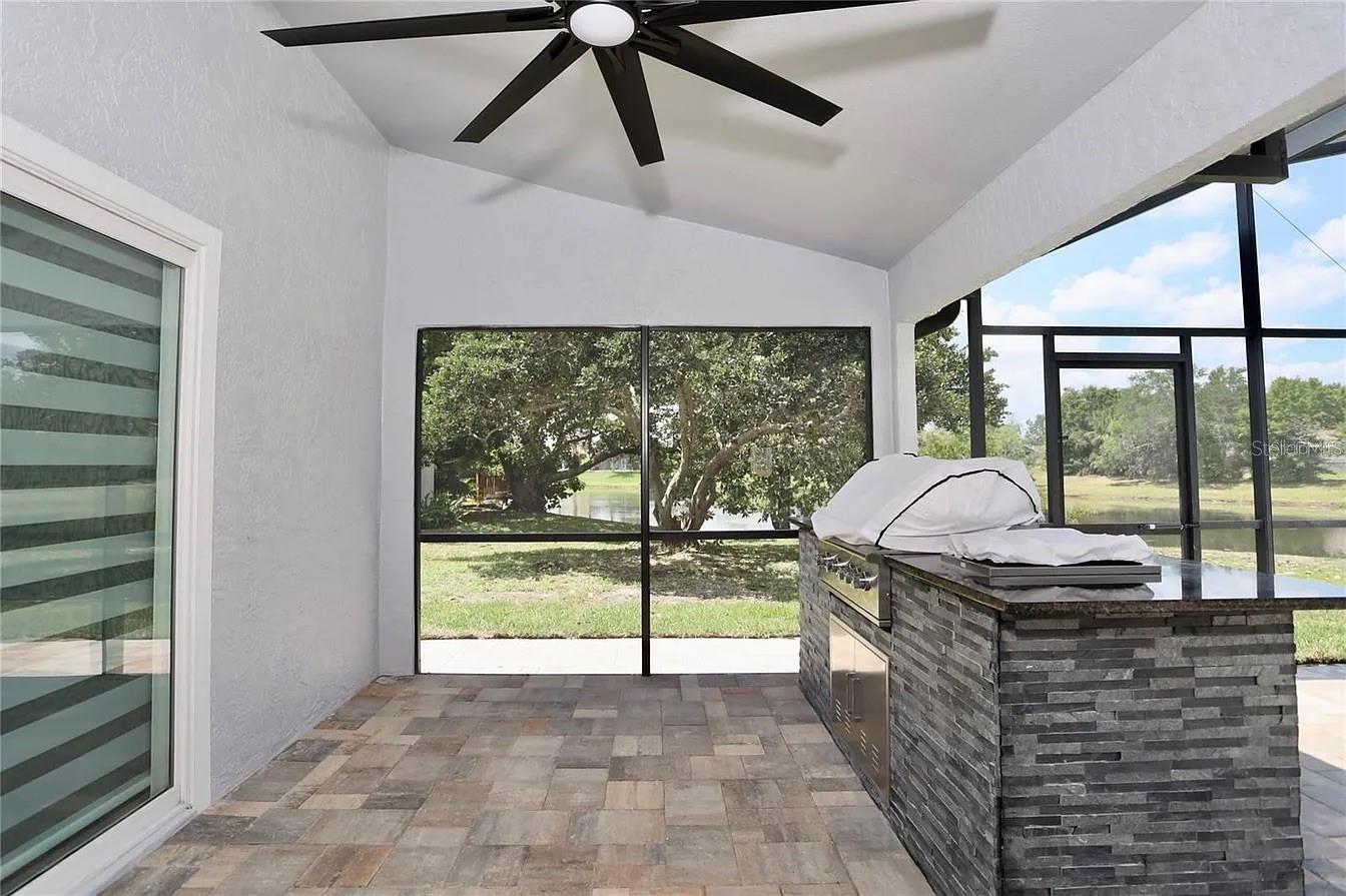 2913 EAGLE LAKE DR, ORLANDO, FL, 32837