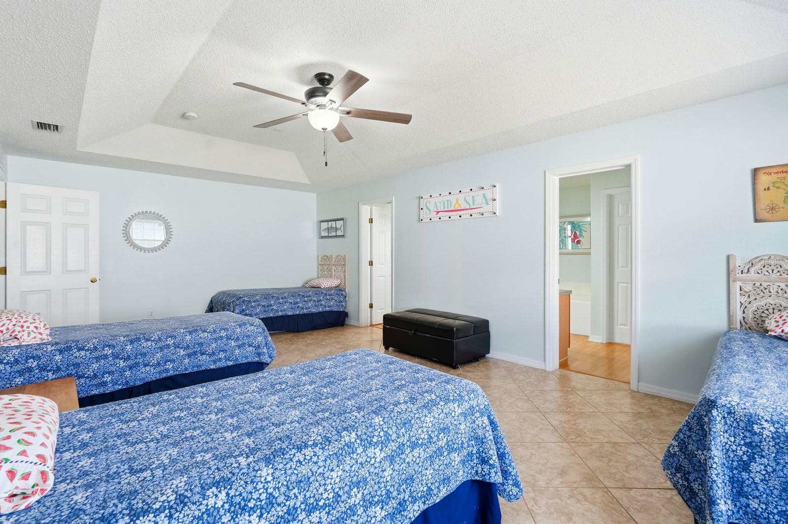 14 ROXANNE LN, PALM COAST, FL, 32164