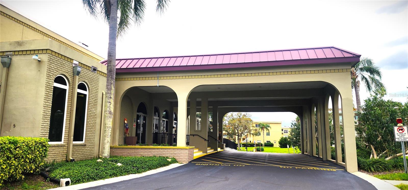 2402 ECUADORIAN WAY #22, CLEARWATER, FL, 33763