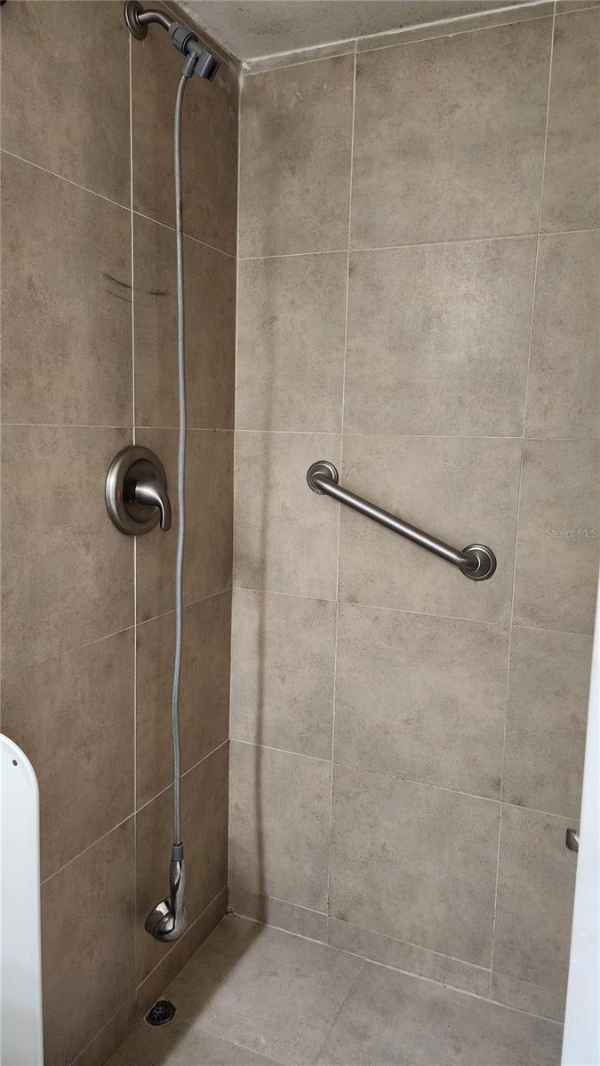 5015 EDMEE CIR, ORLANDO, FL, 32822