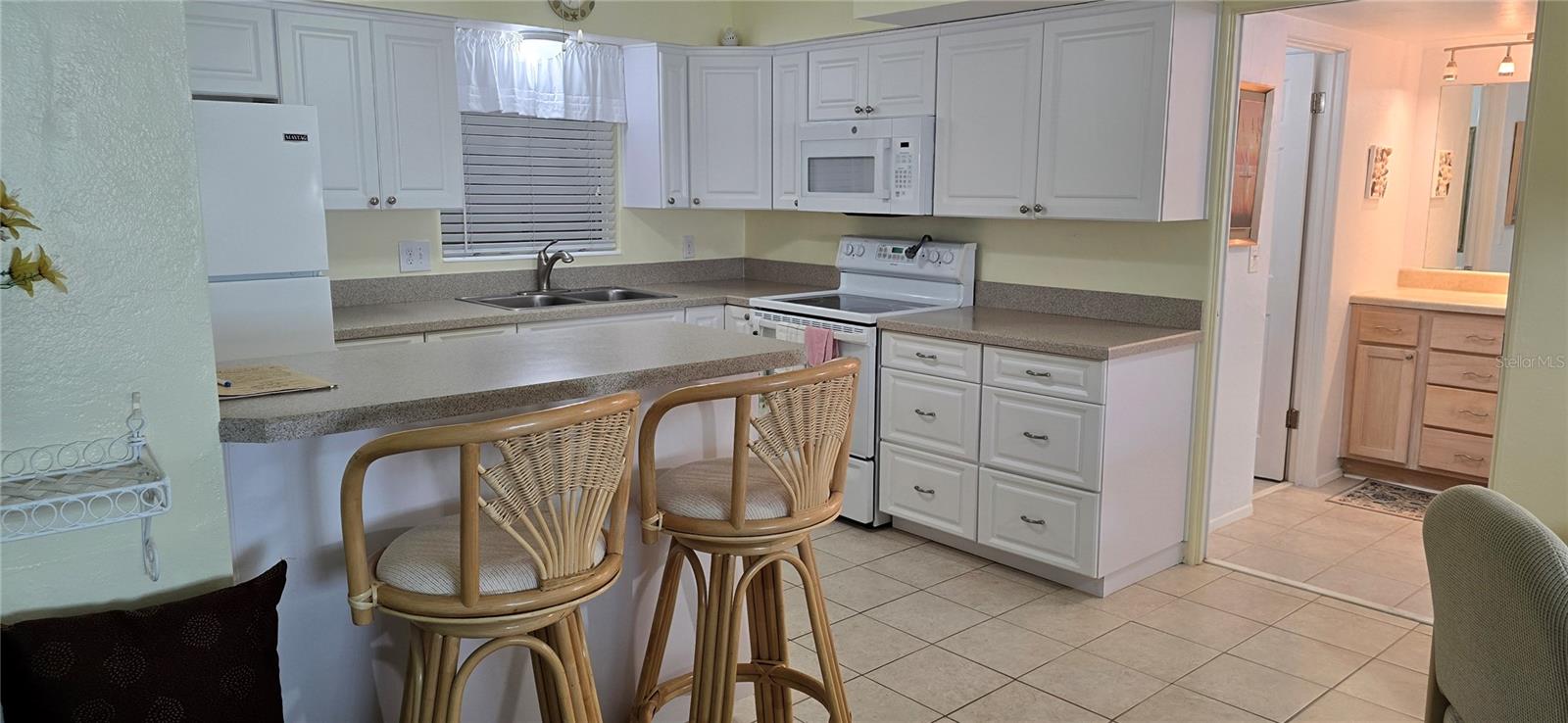 175 55TH AVE #204, ST PETE BEACH, FL, 33706