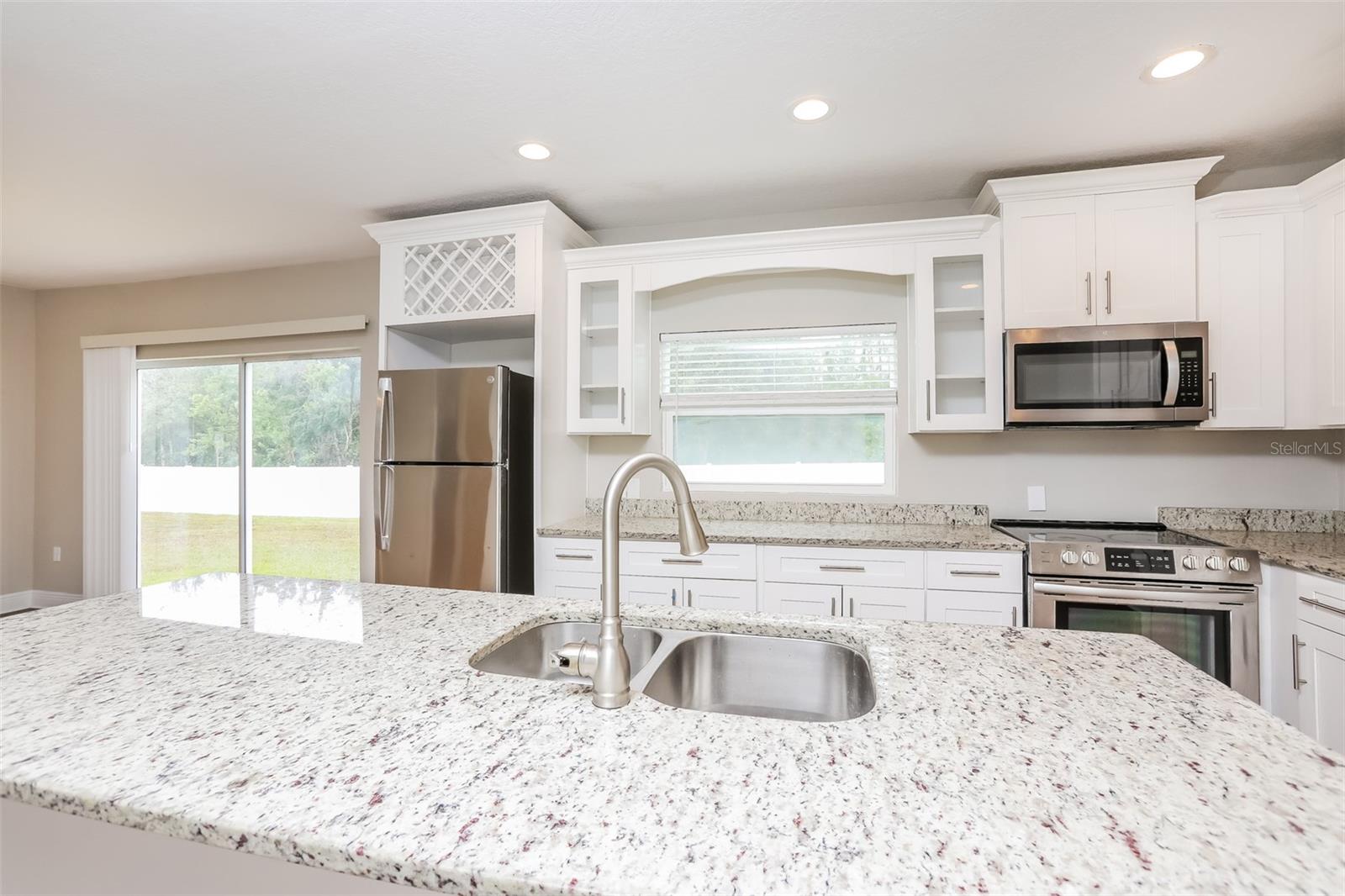 207 TARANTO WAY, KISSIMMEE, FL, 34758