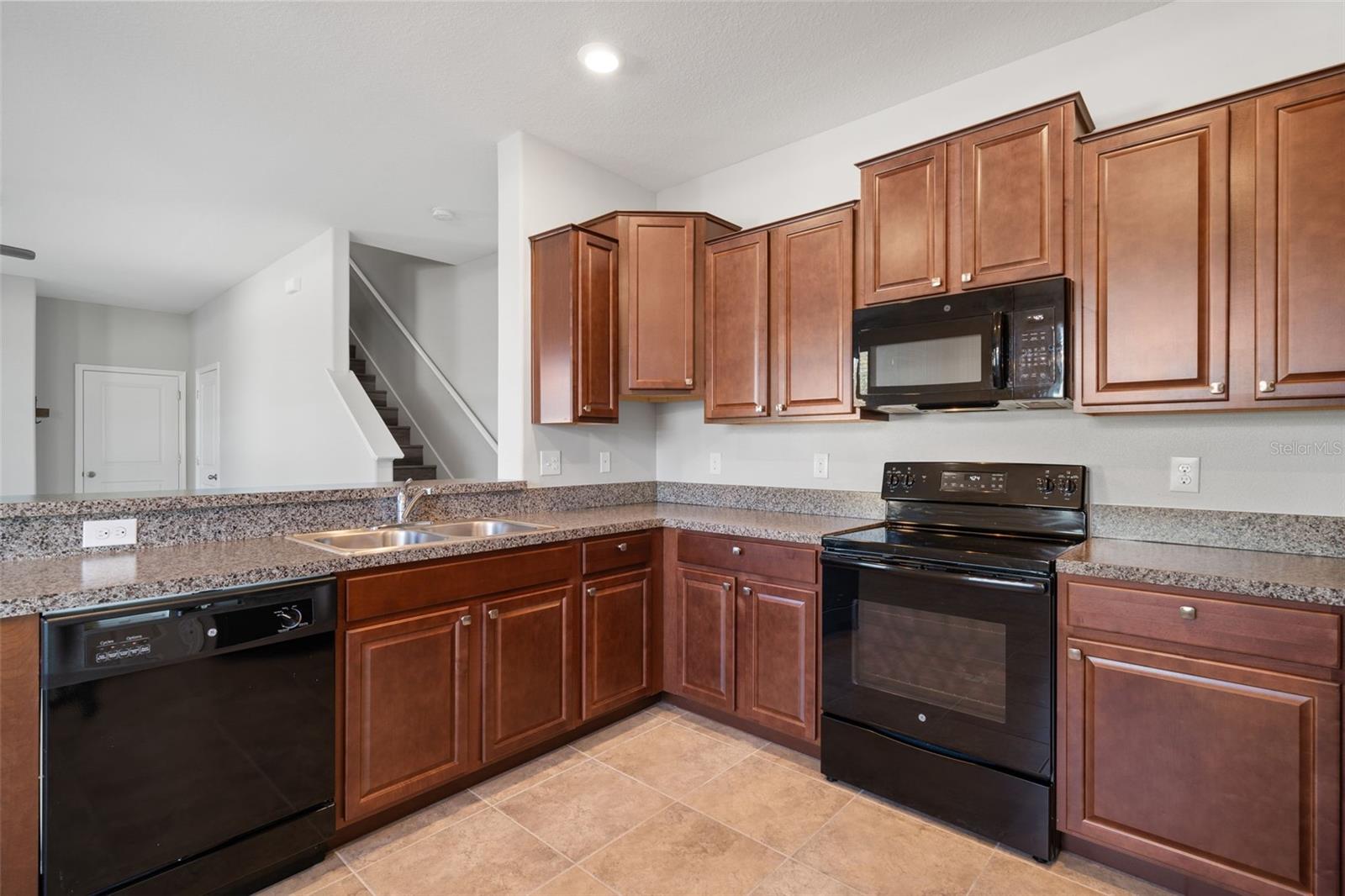7678 GINGER LILY CT, TAMPA, FL, 33619