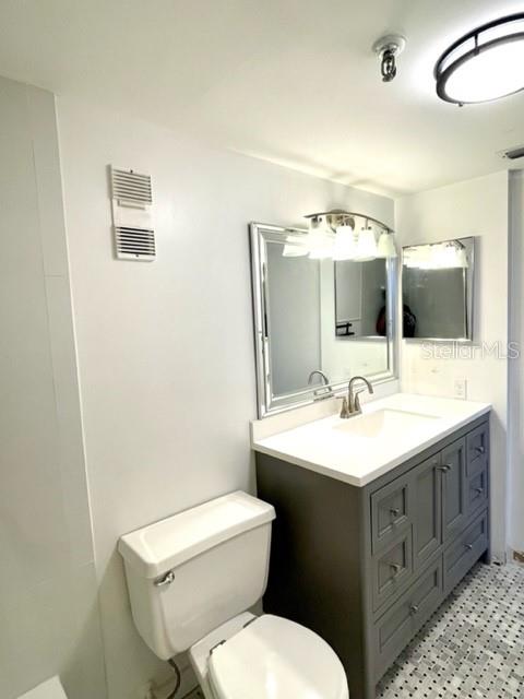 400 E COLONIAL DR #408, ORLANDO, FL, 32803