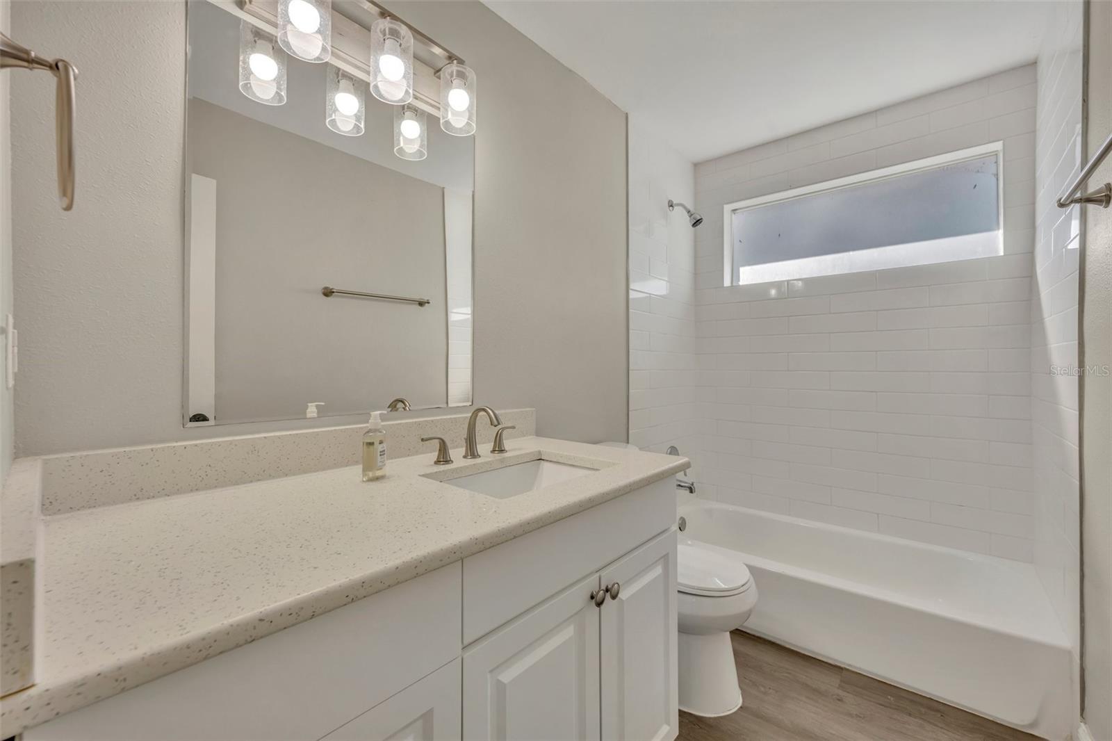 3202 DRAKE DR, ORLANDO, FL, 32810