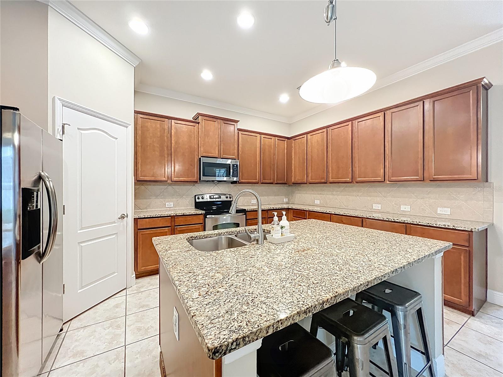 8461 GREIDER WAY, ORLANDO, FL, 32827