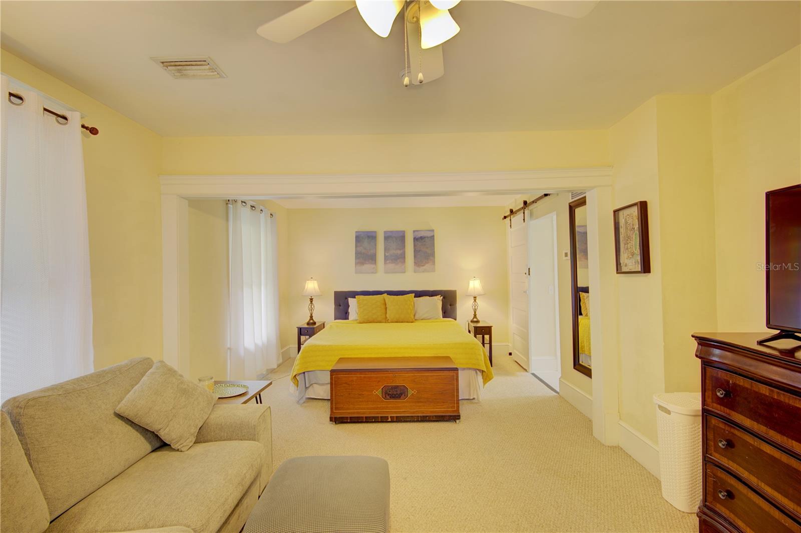 426 N CLARA AVE, DELAND, FL, 32720