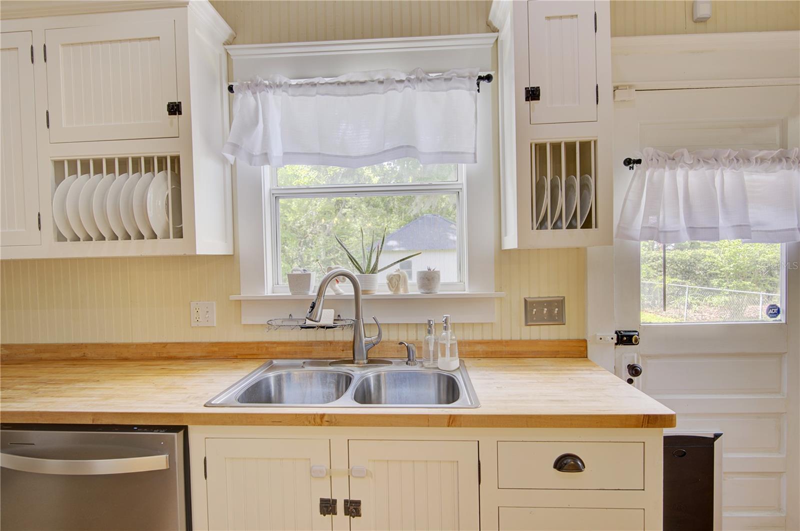 426 N CLARA AVE, DELAND, FL, 32720