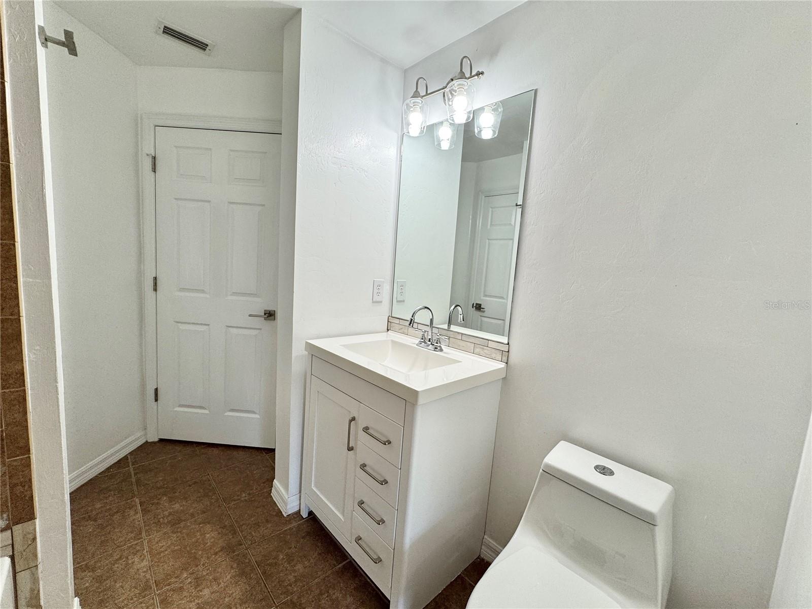 2172 MACARIS AVE, NORTH PORT, FL, 34286