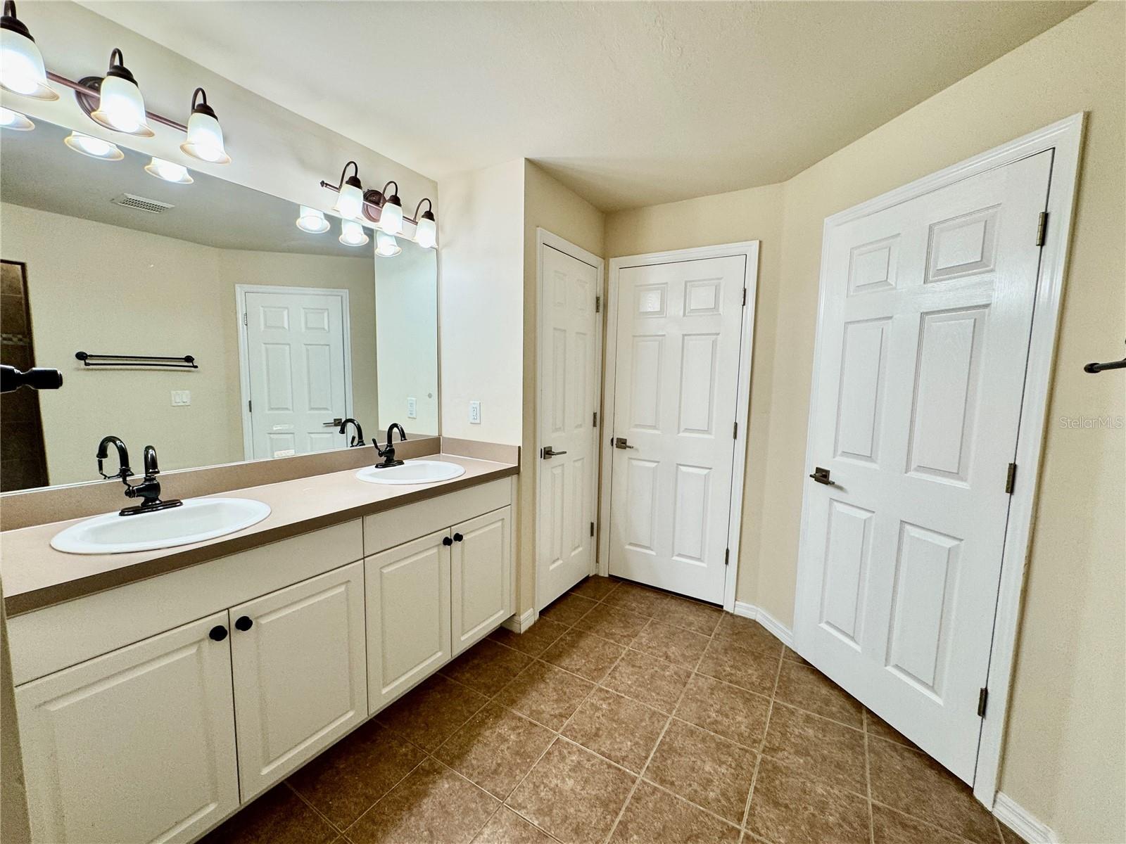 2172 MACARIS AVE, NORTH PORT, FL, 34286