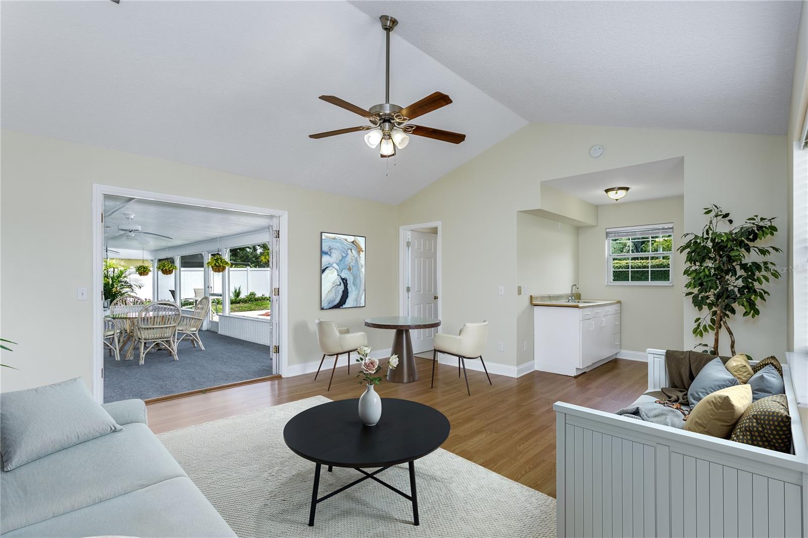 9203 KINGSRIDGE DR, TEMPLE TERRACE, FL, 33637