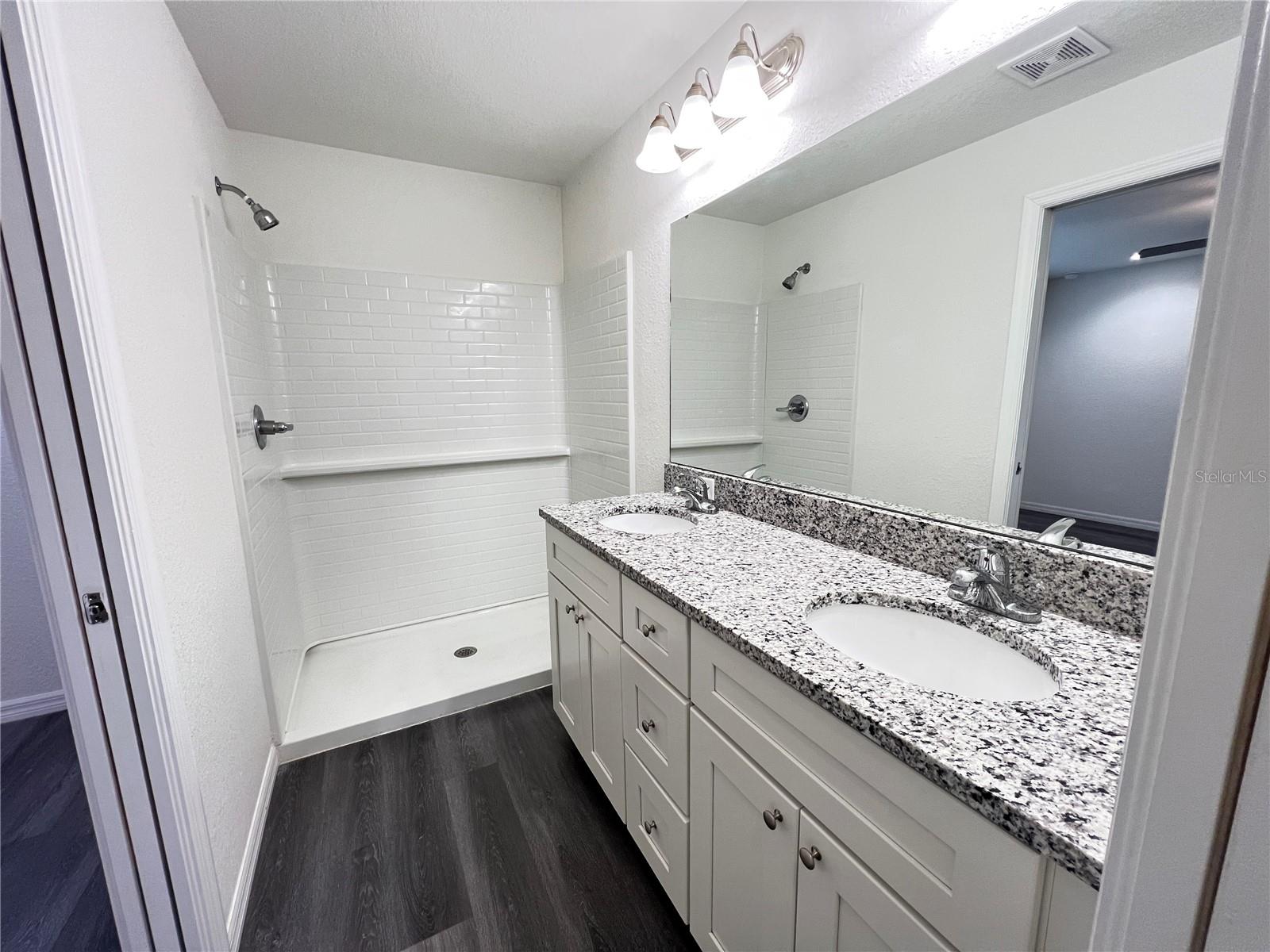 297 MALAUKA LOOP, OCKLAWAHA, FL, 32179